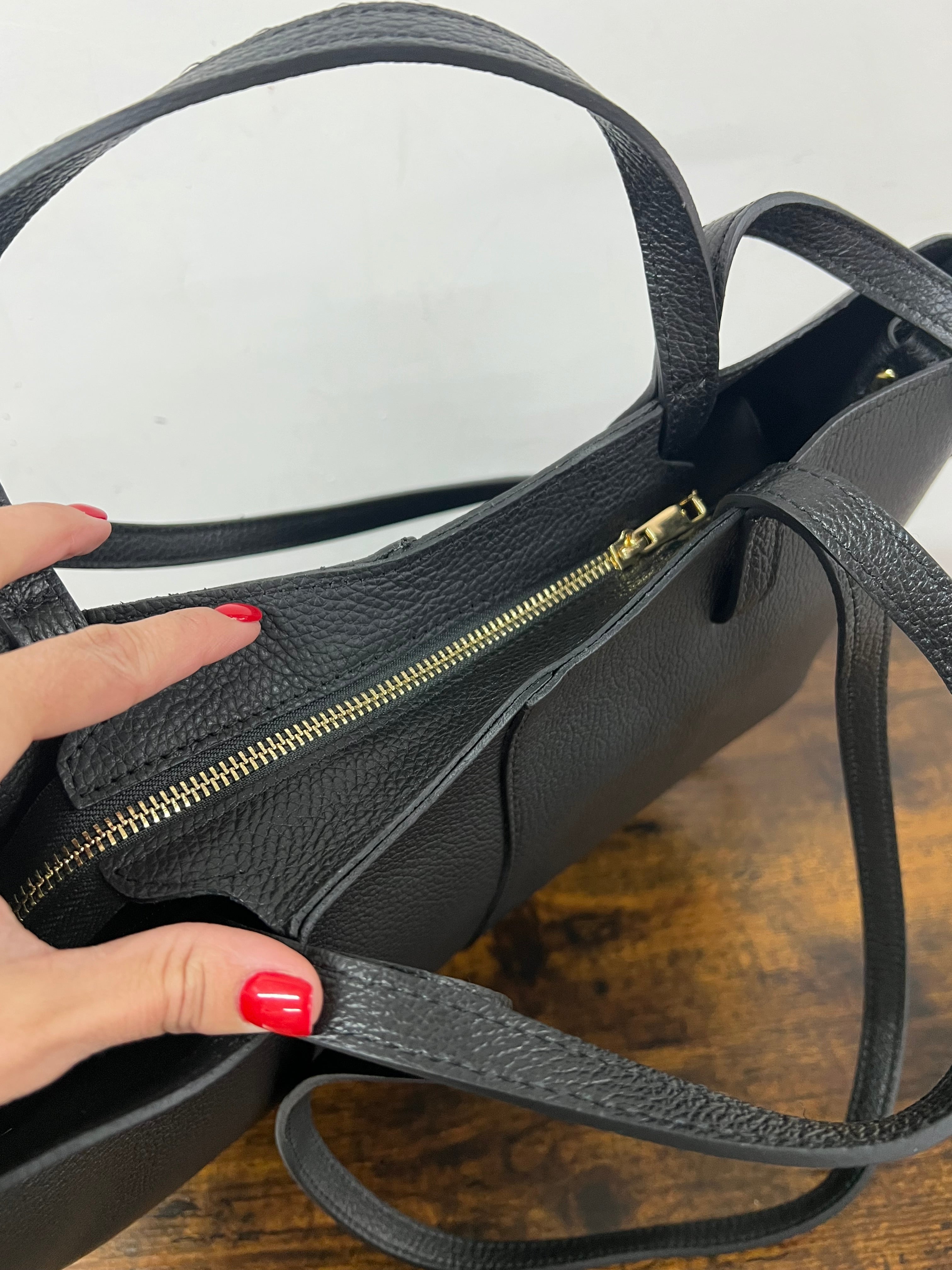 Black Lili shopper with all-over print