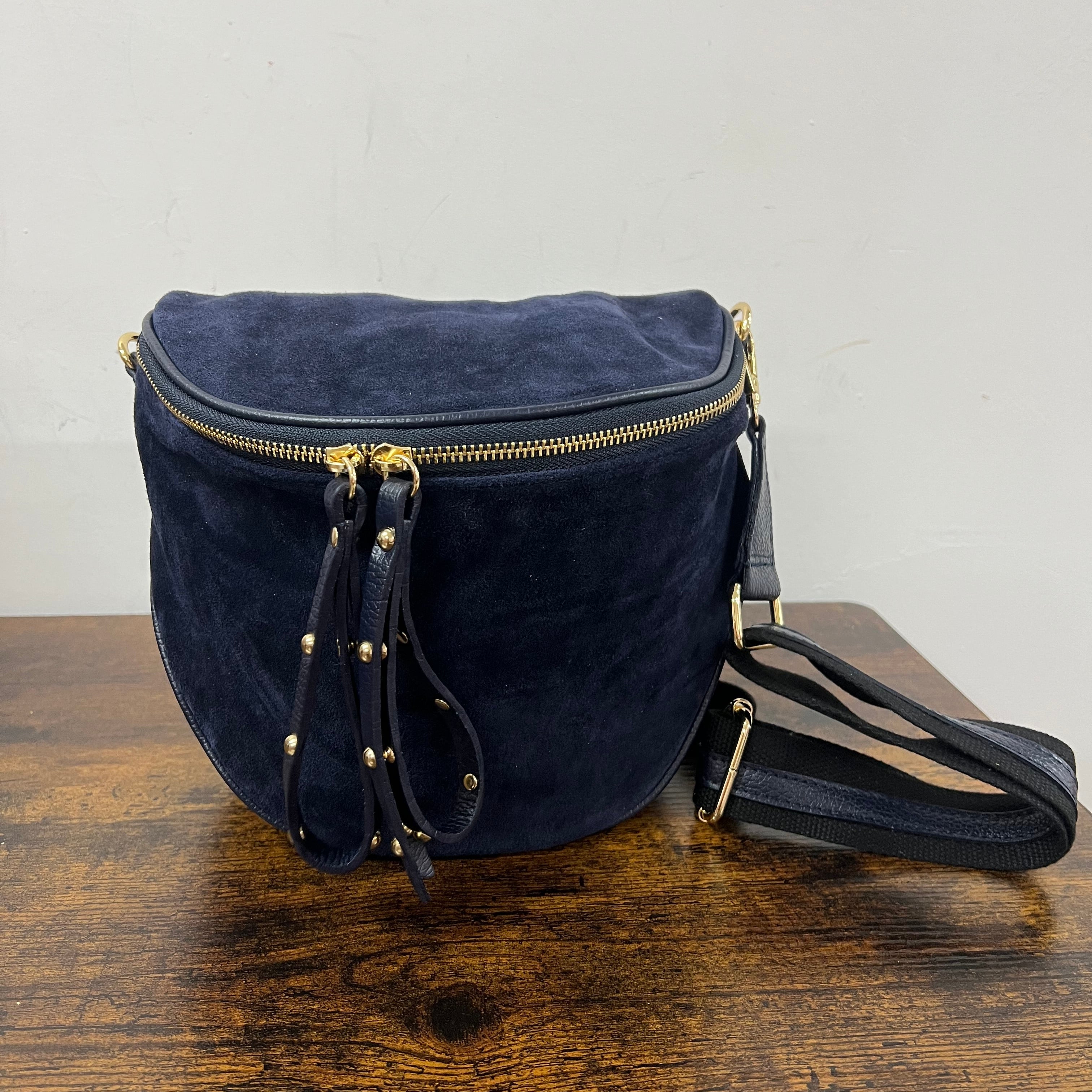 Marsupione z suede blu navy