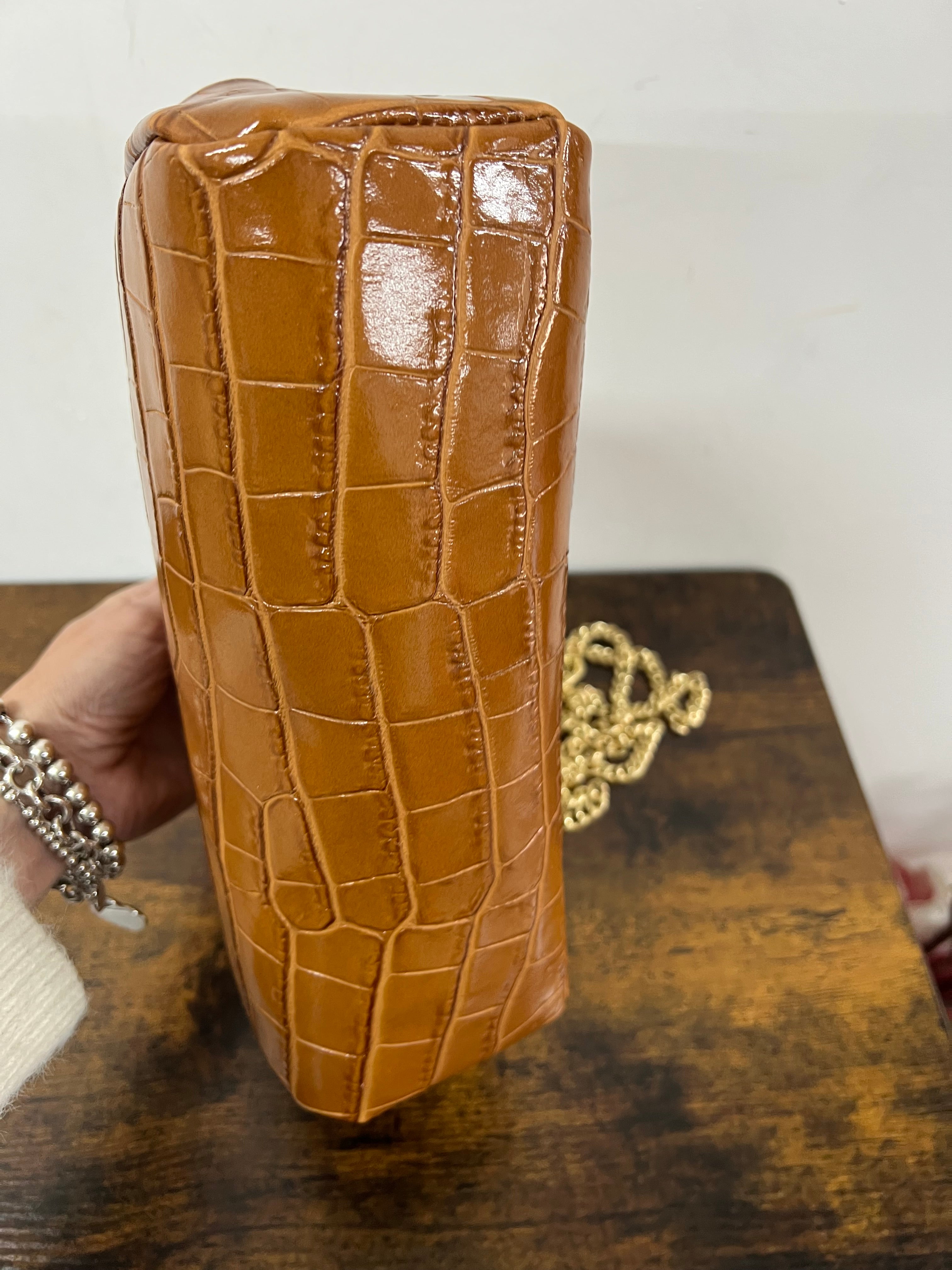 Maxi borsello cocco vernice cuoio scuro