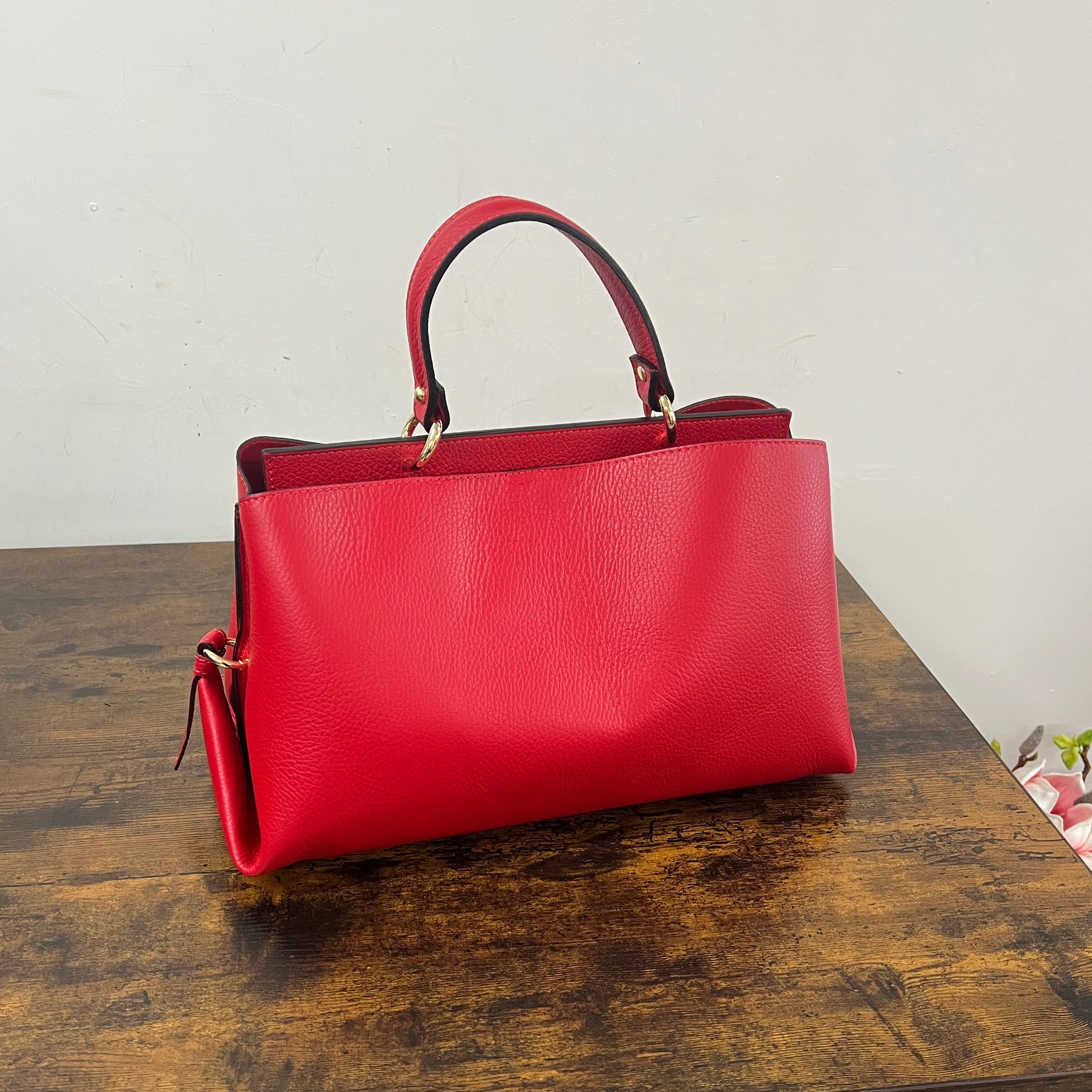 Arianna z media rosso