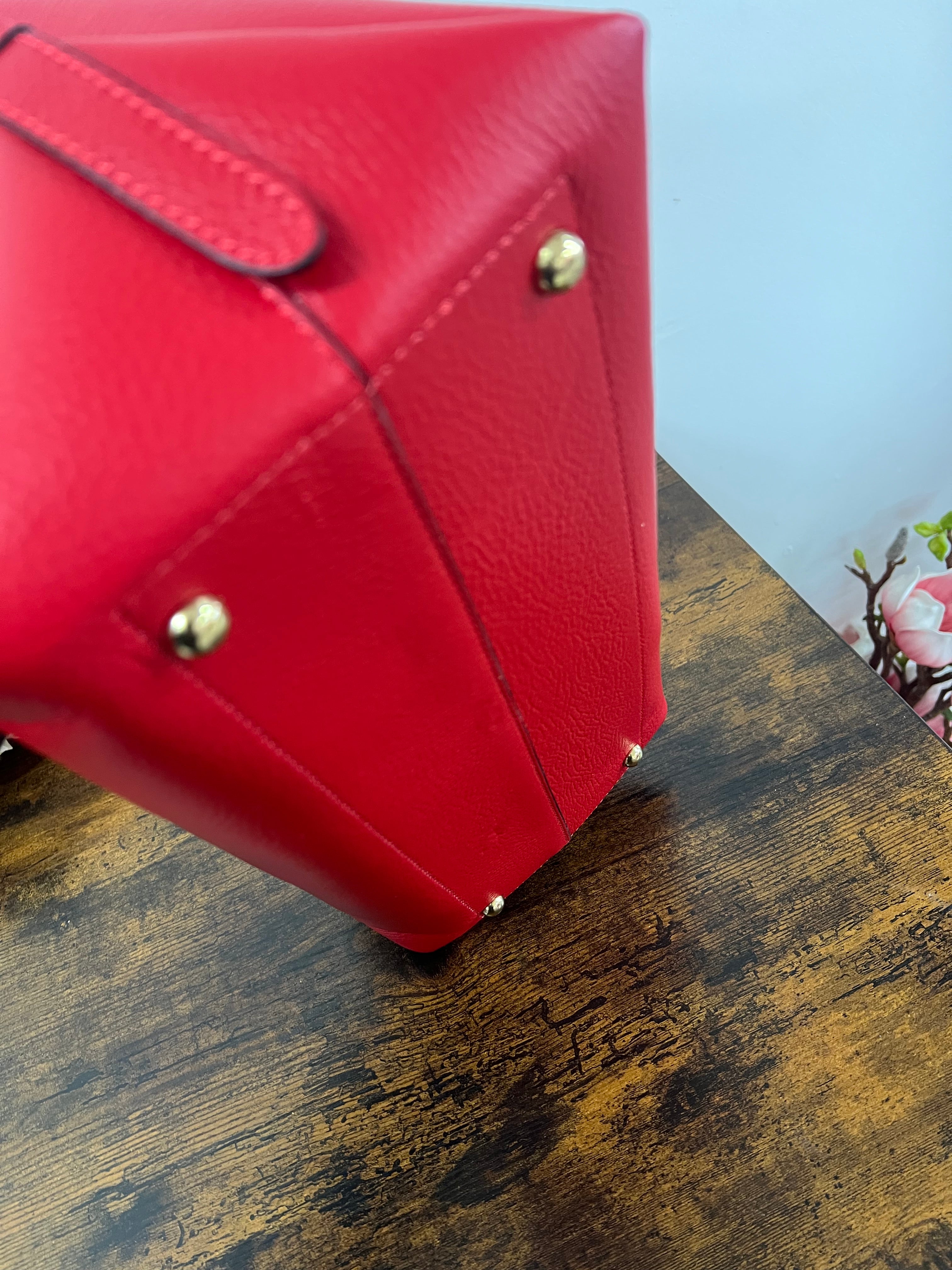 Arianna z media rosso