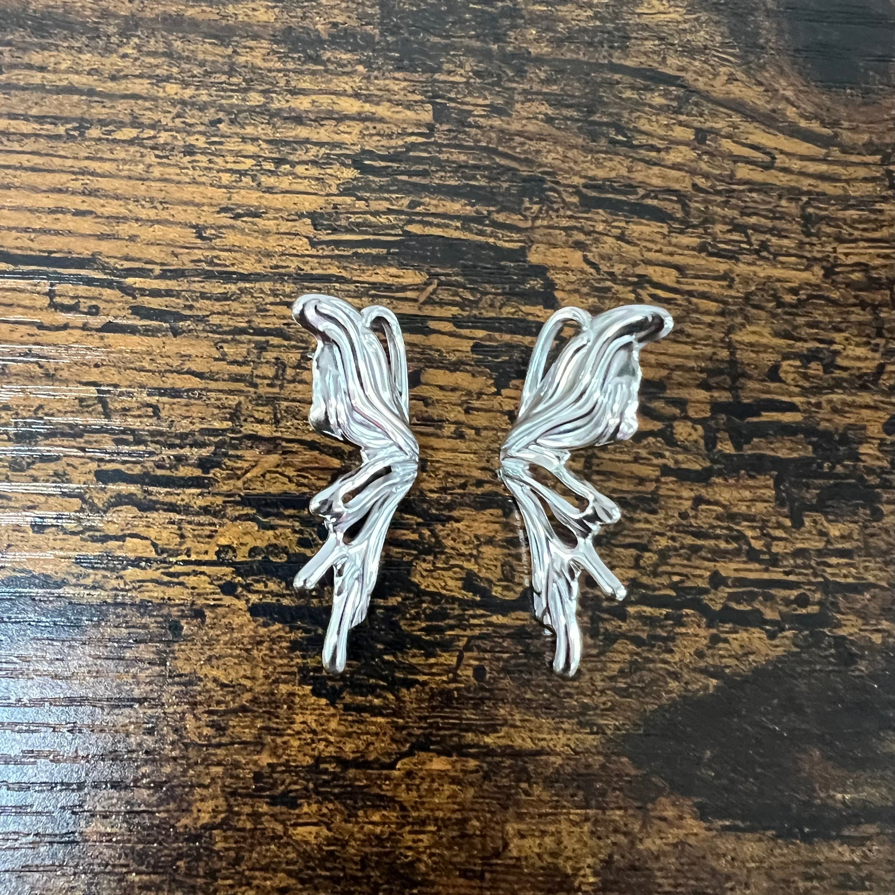 Orecchini anew farfalla argentata