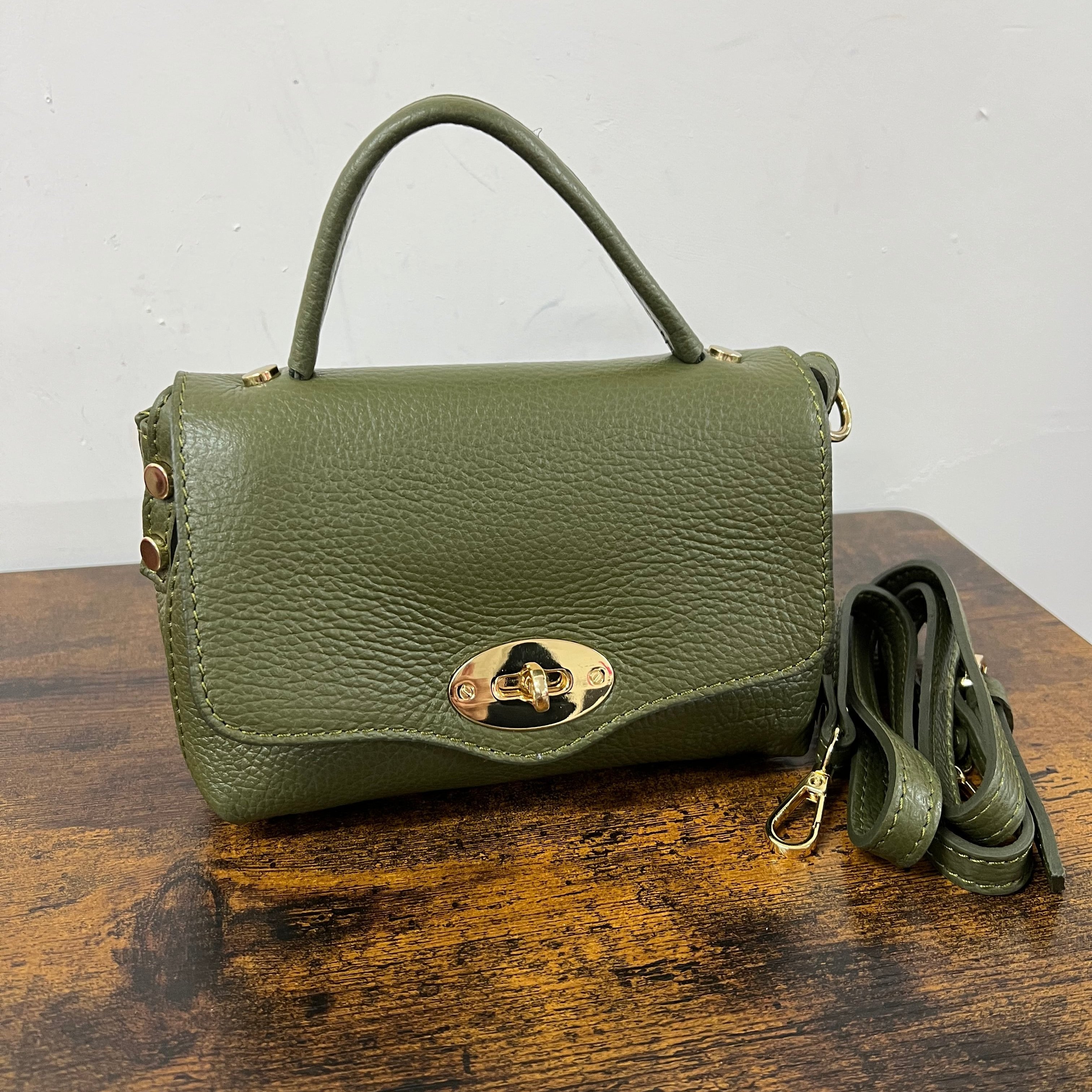 Country bag monocolore z pocket verde militare
