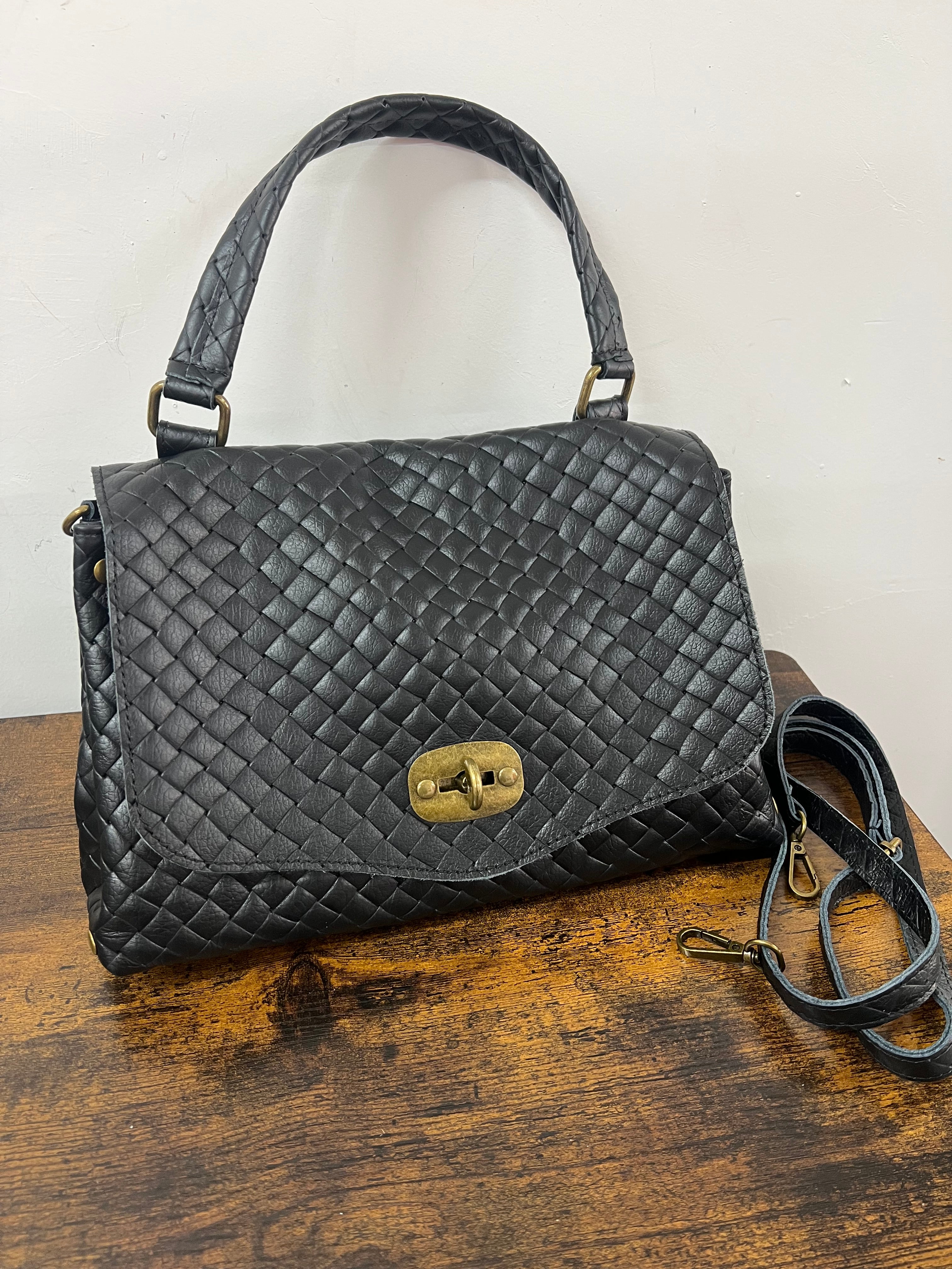 Country bag monocolore z media intreccio nero
