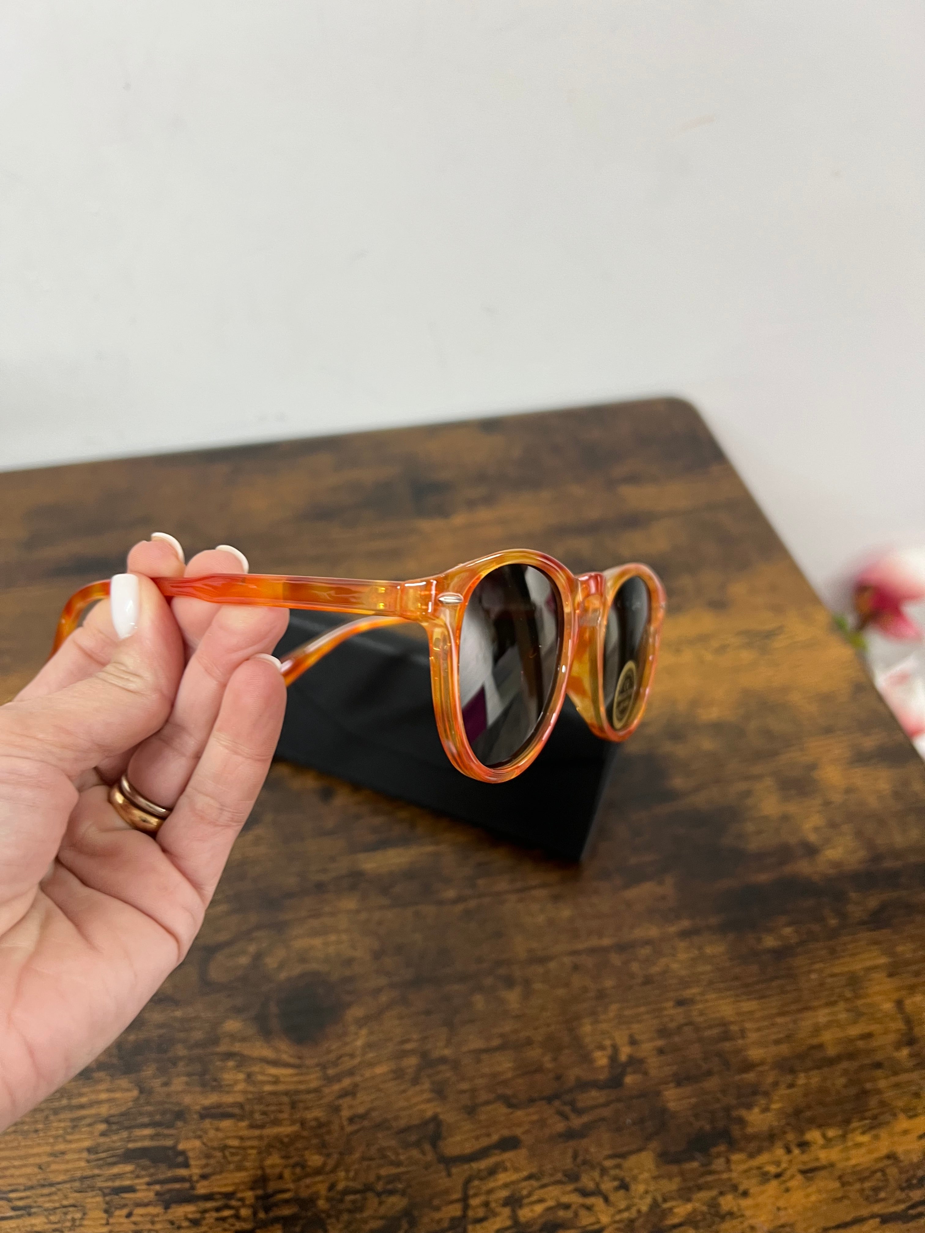 Orange flex