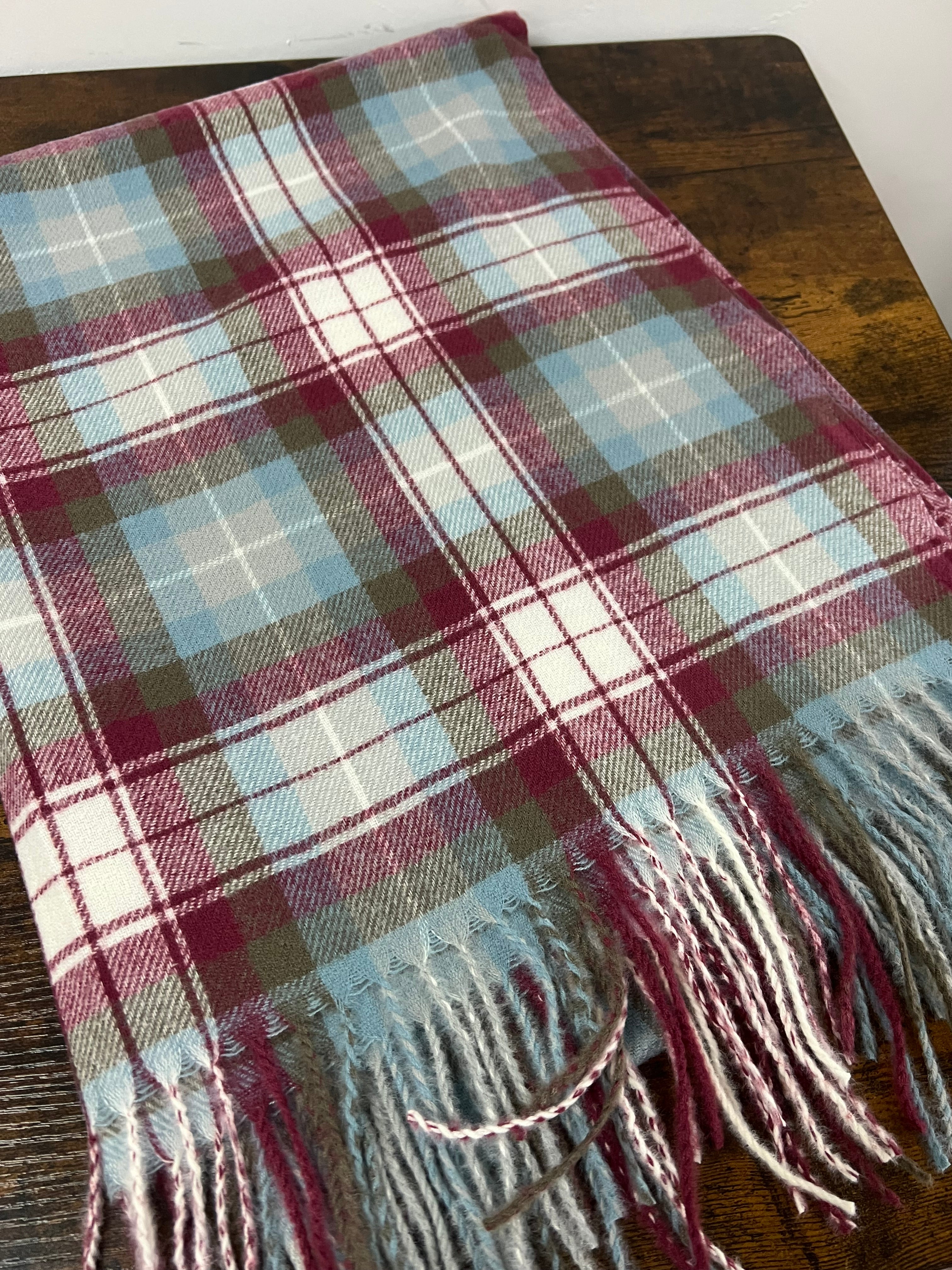 Sciarpona tartan amaranto celeste