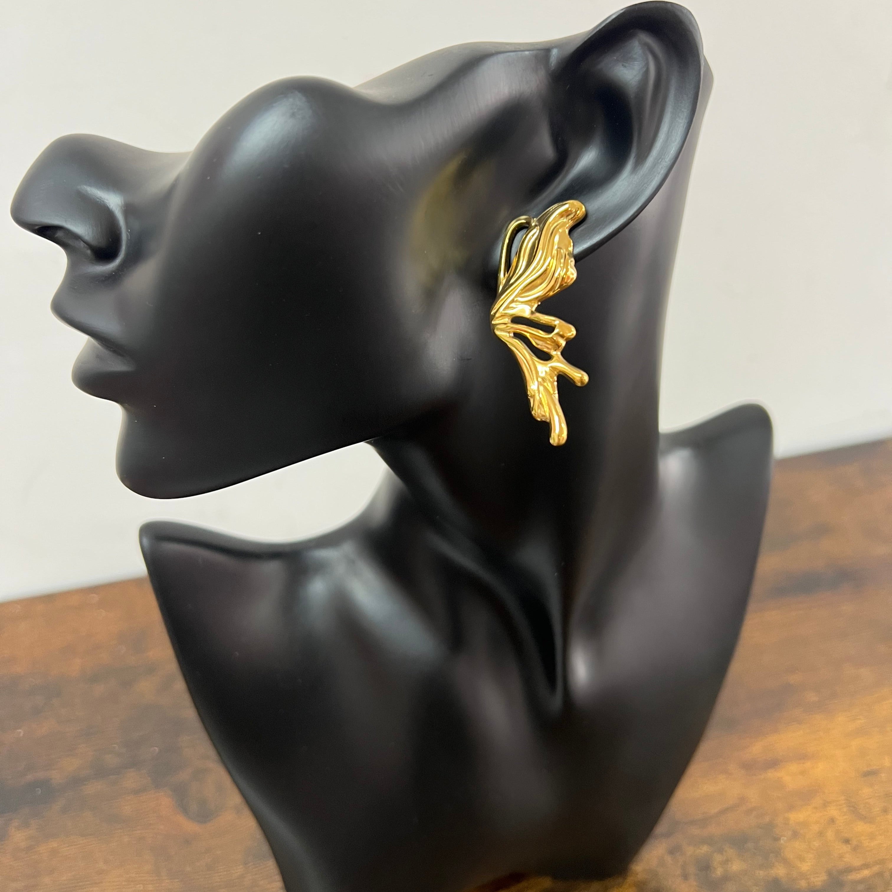 Anew golden butterfly earrings