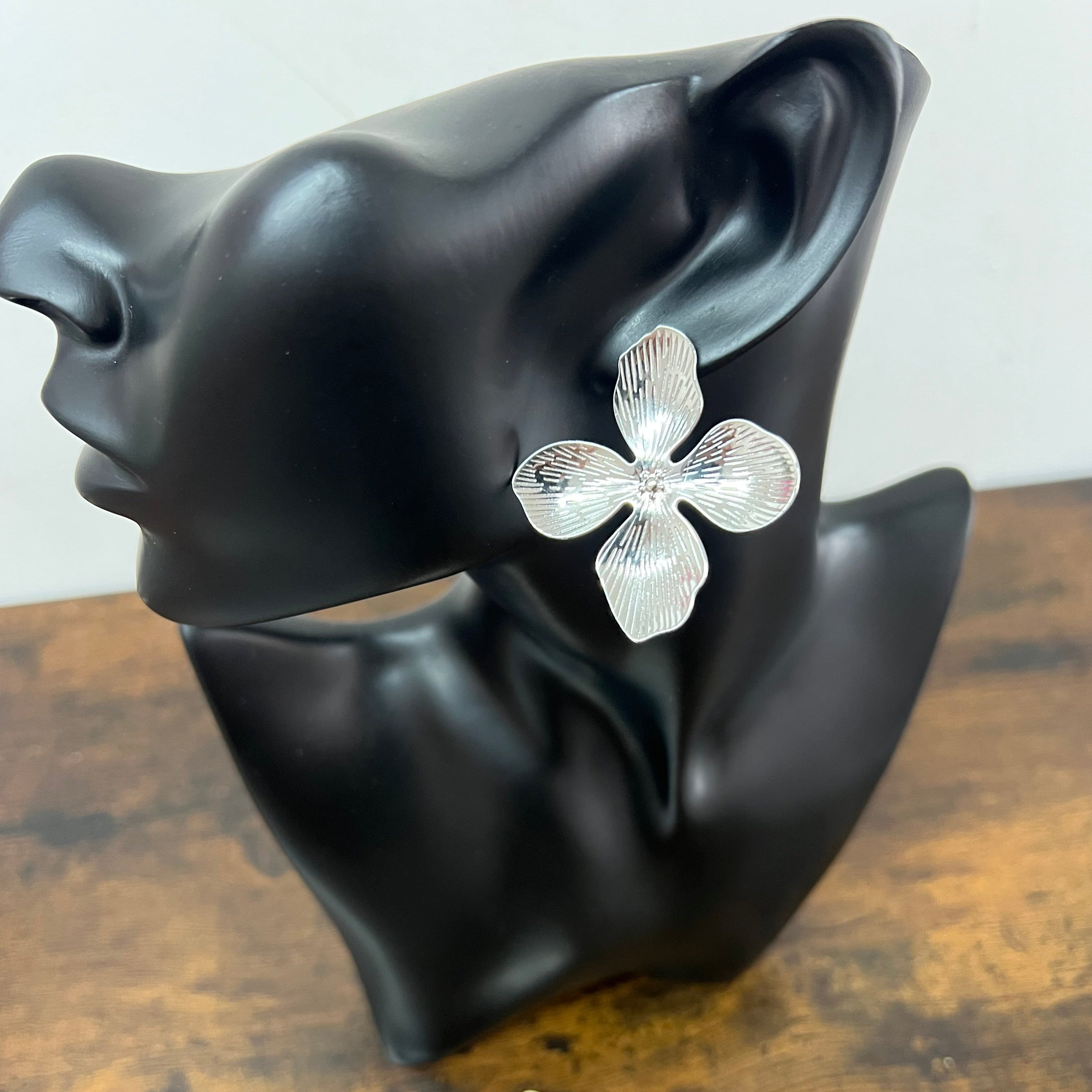 Orecchini anew fiore big striato argentato