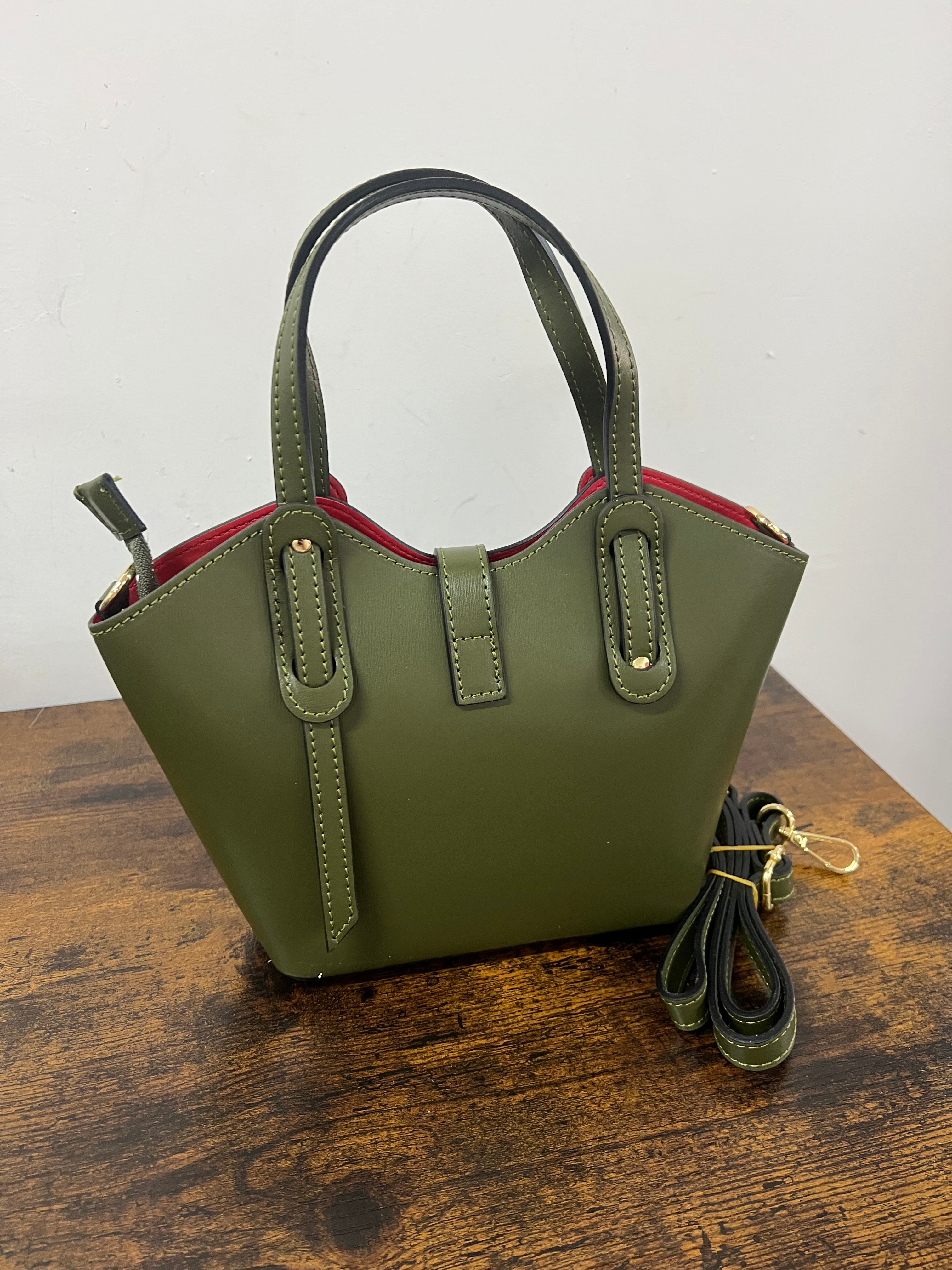 Mini Sally verde militare