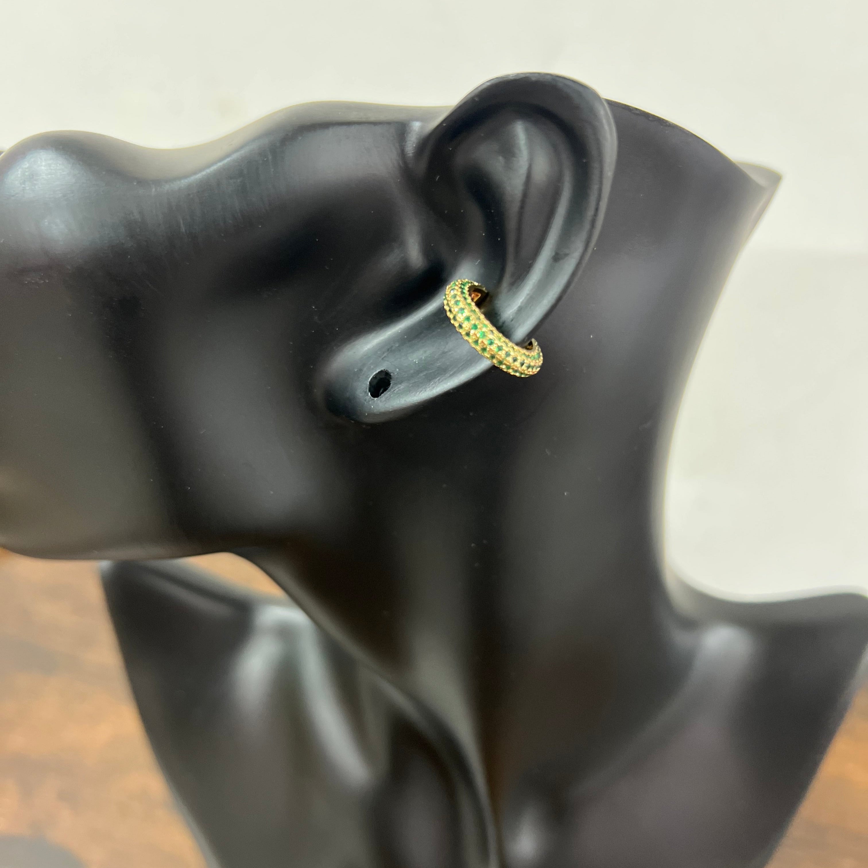 Single earcuff cerchietto dorato zirconi verdi