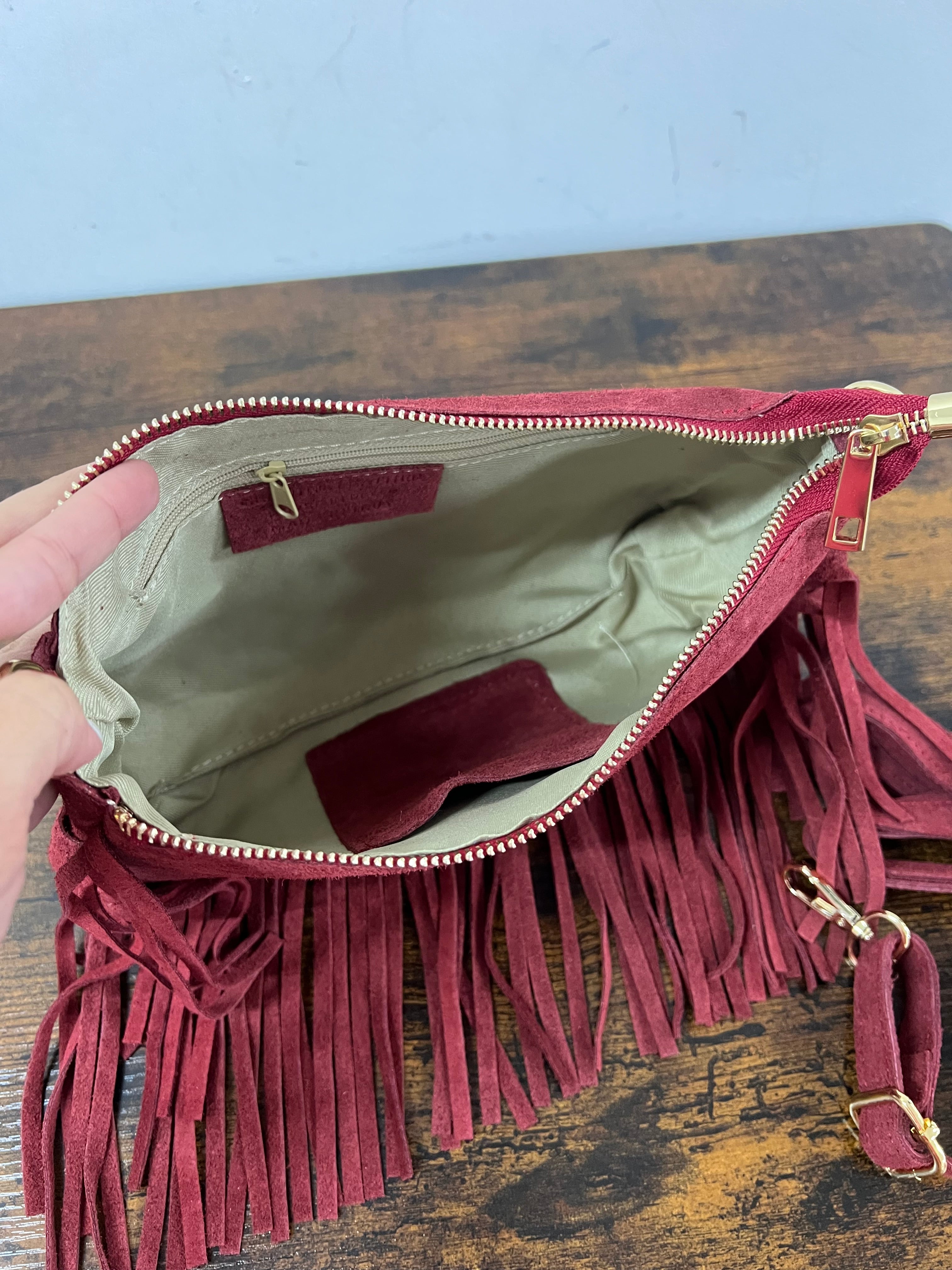 Baguette pelle suede frange bordeaux