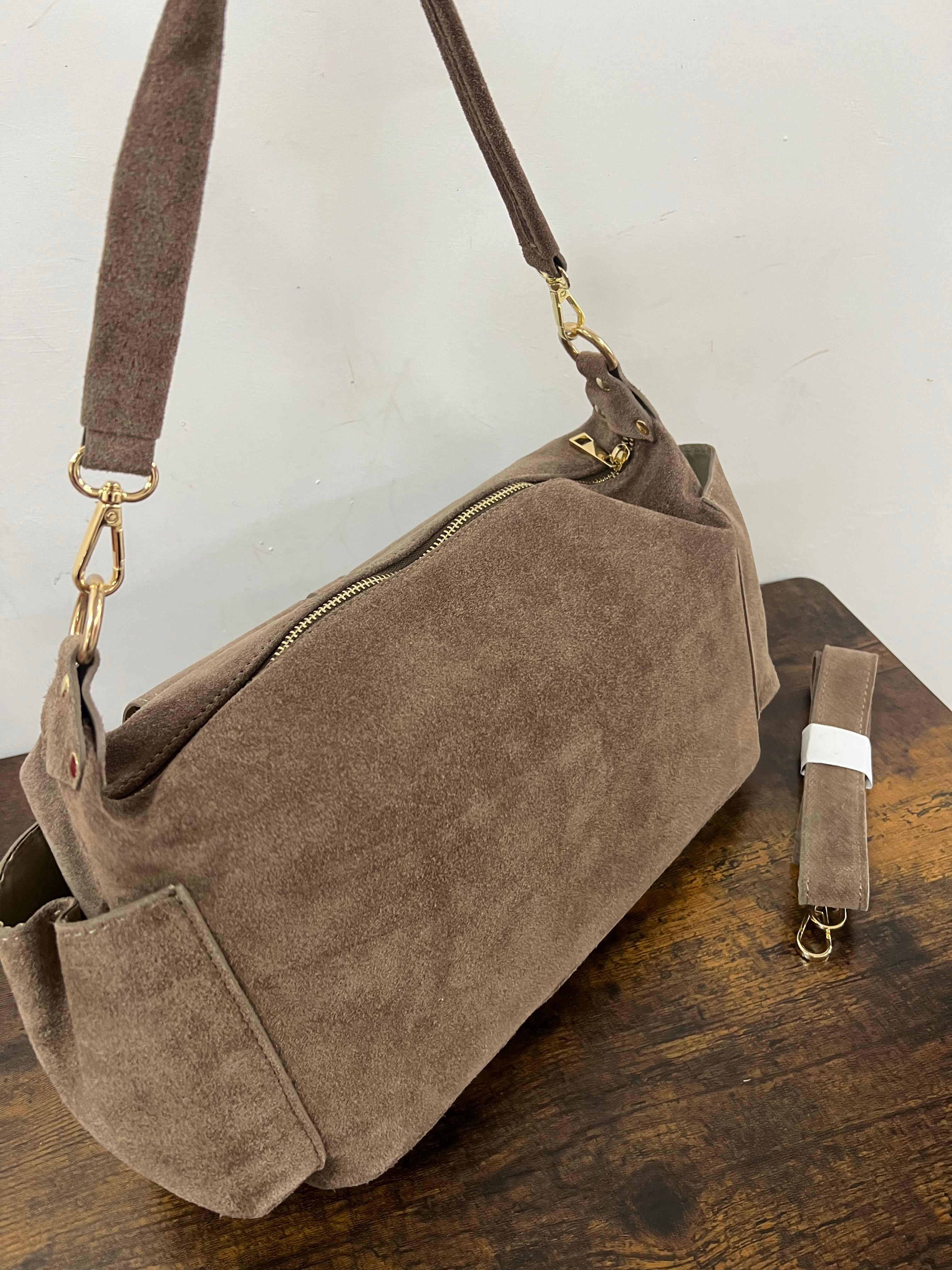 Mega baguette vera pelle suede fango
