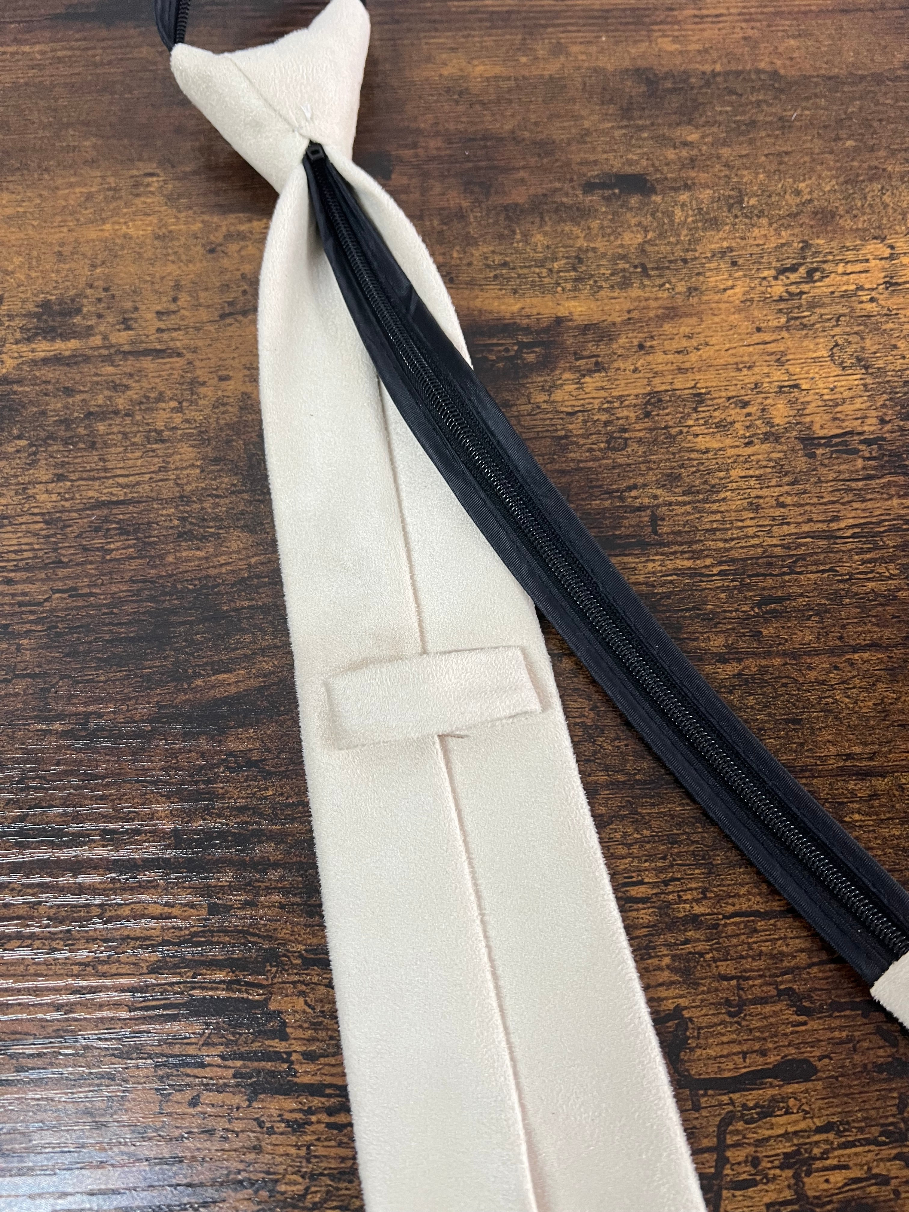 Cream suede tie