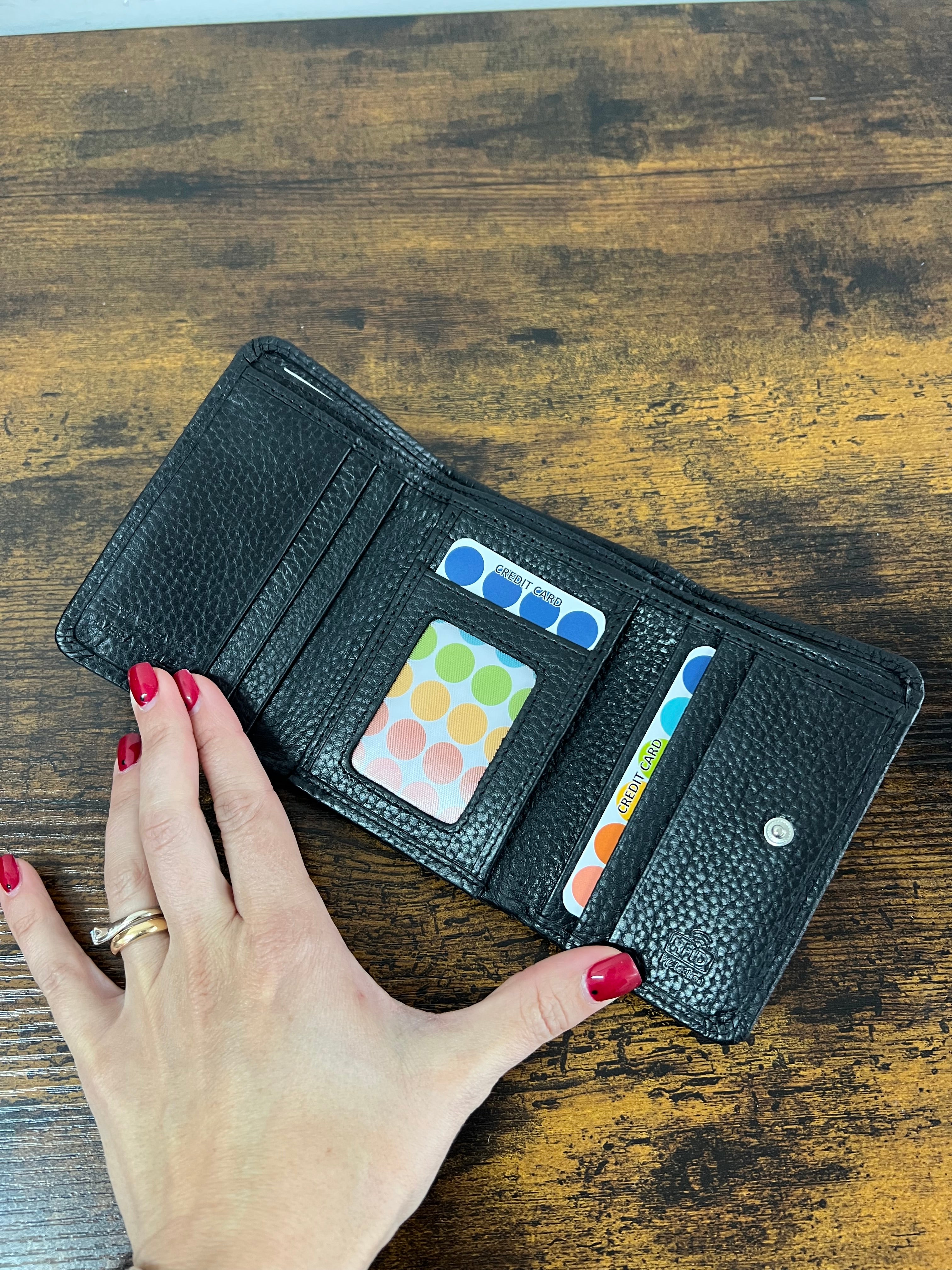 Kompatto basic extra nero