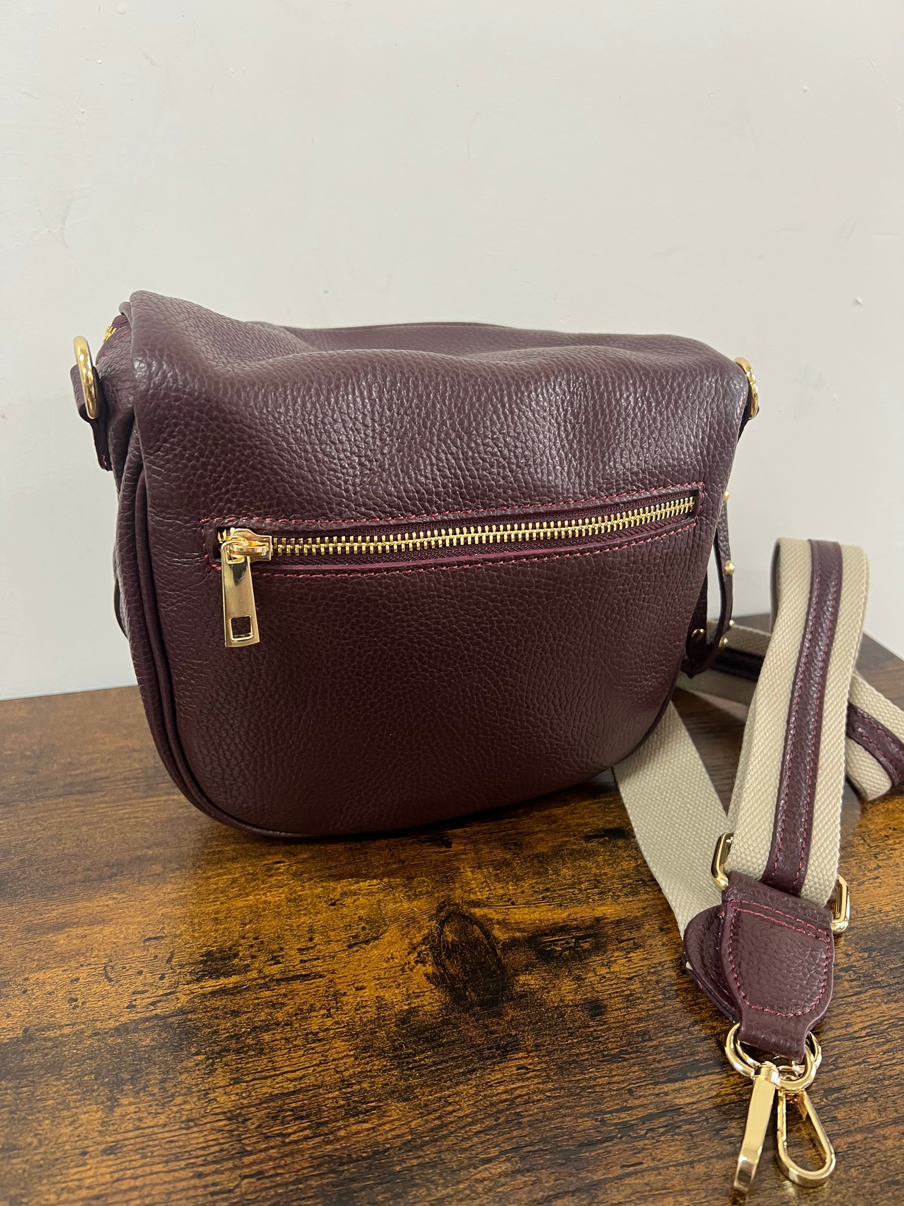 Marsupione bordeaux
