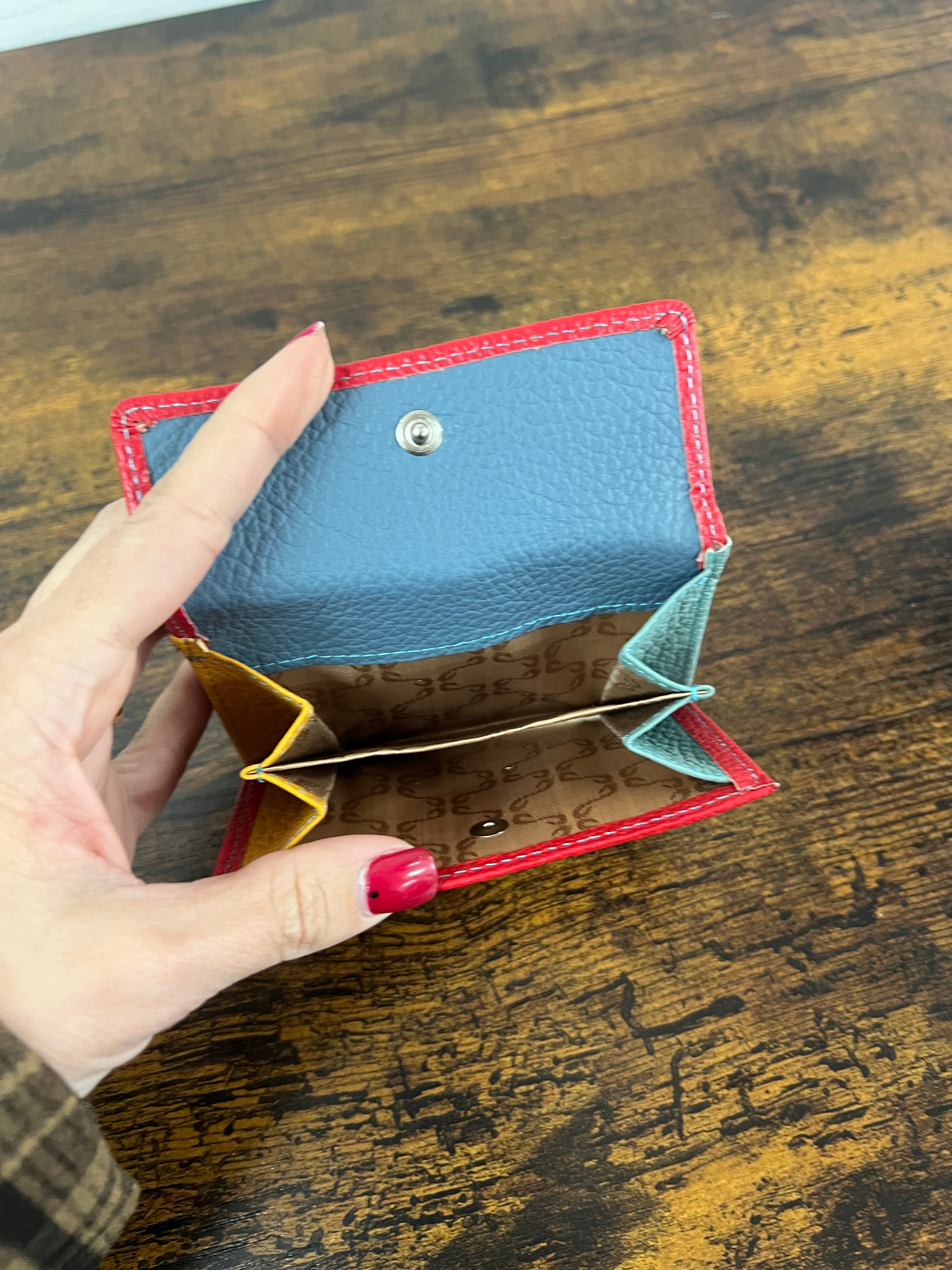 Feel pocket rosso