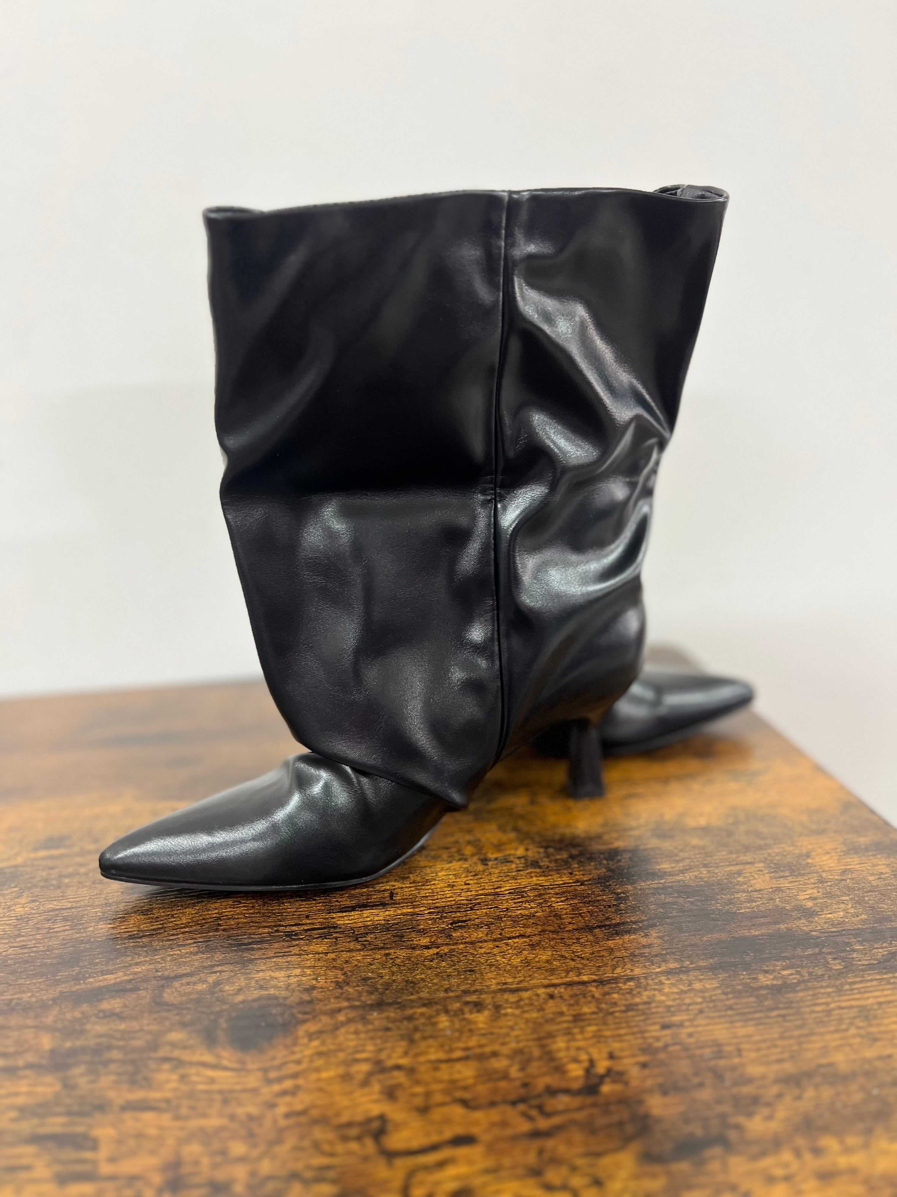 Bali black midi boot