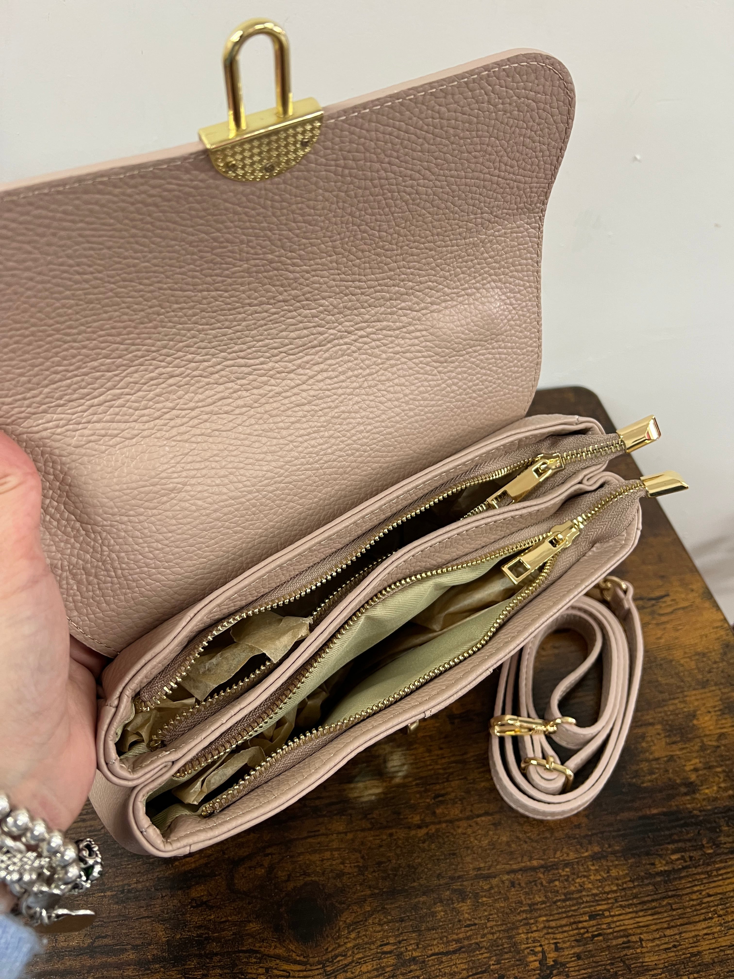 Valigetta trilly total nude