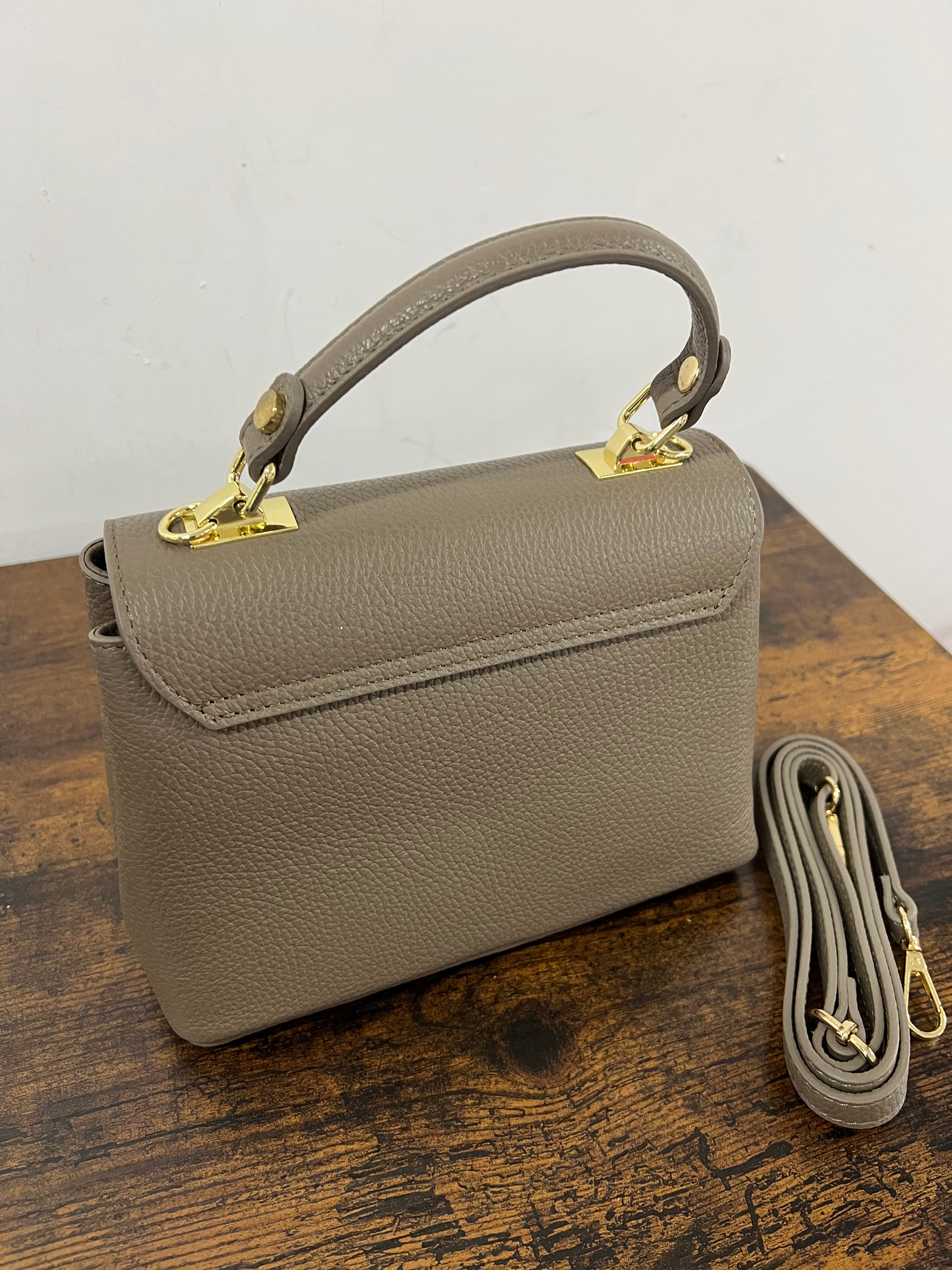 Clarissa mini fango