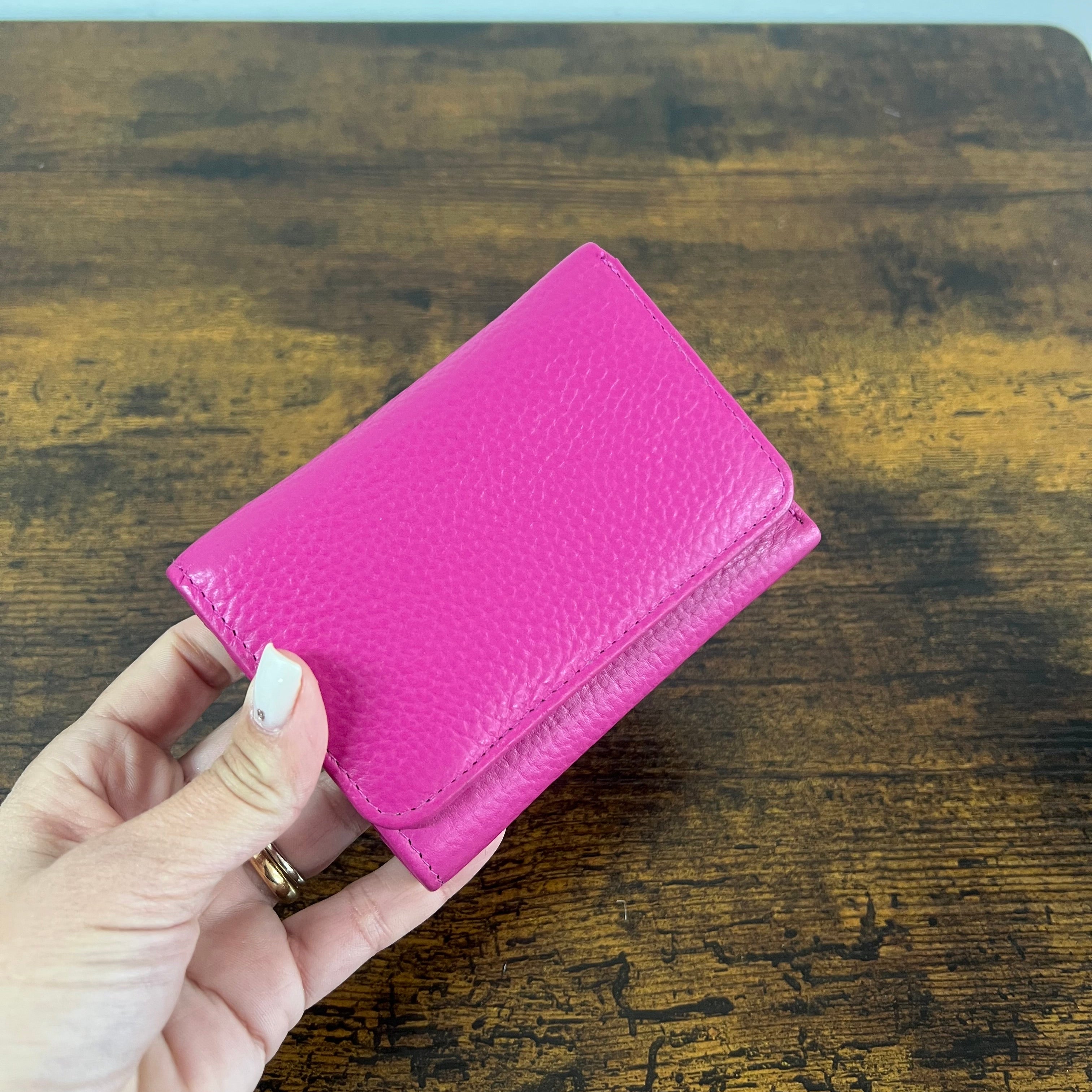 Kompatto basic extra fucsia