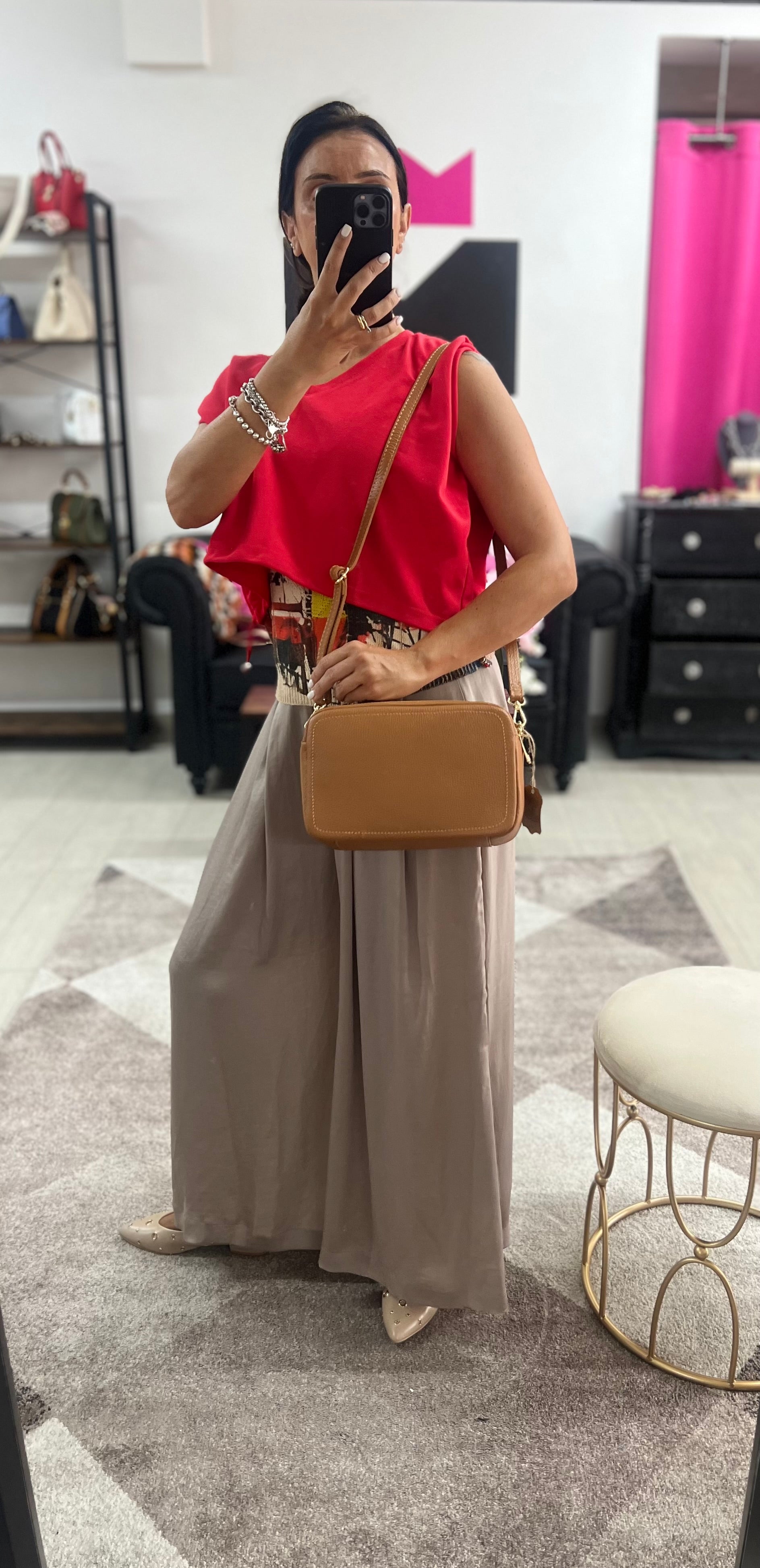 Maxi camera bag in light leather