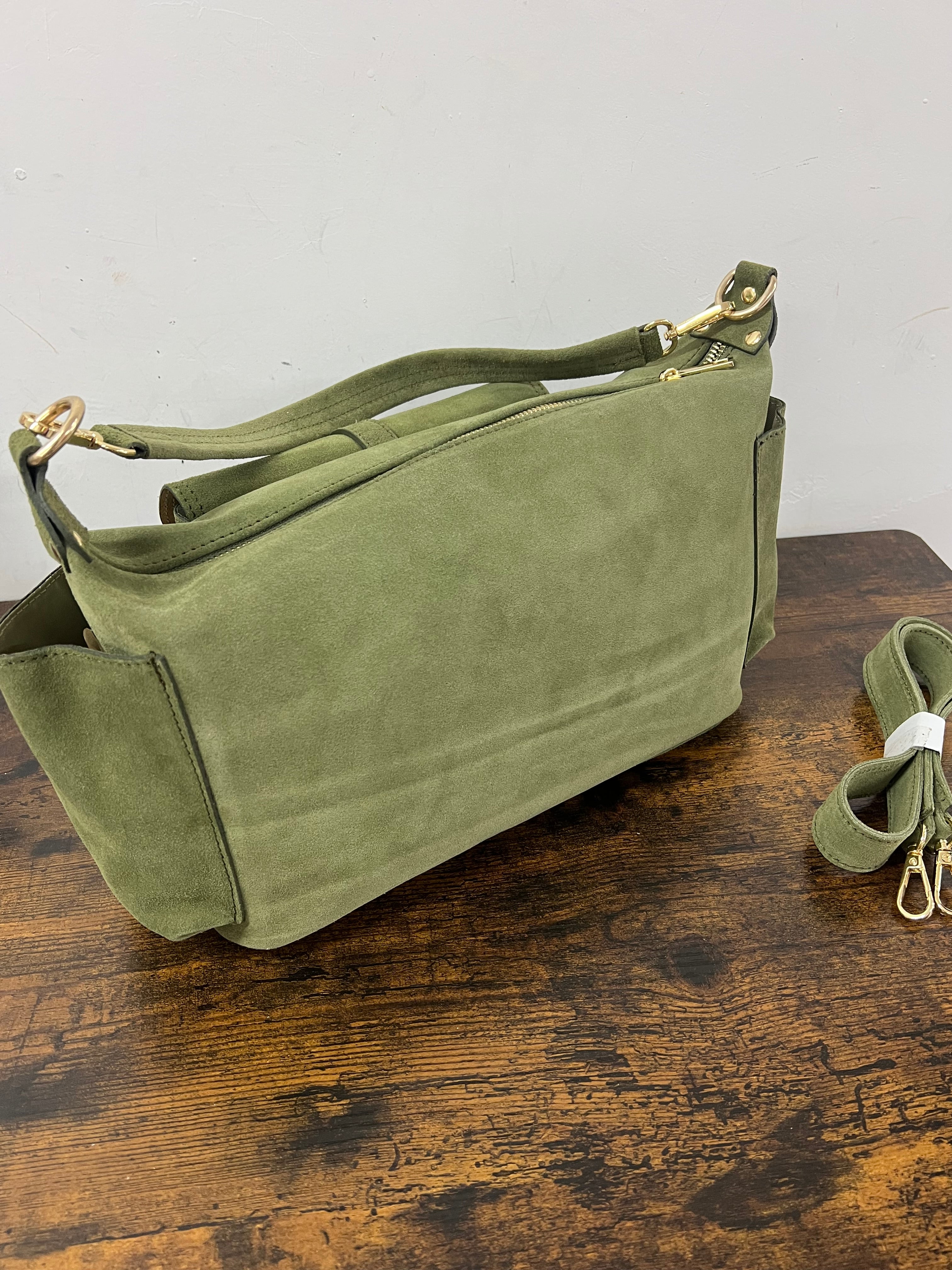 Mega baguette vera pelle suede verde militare