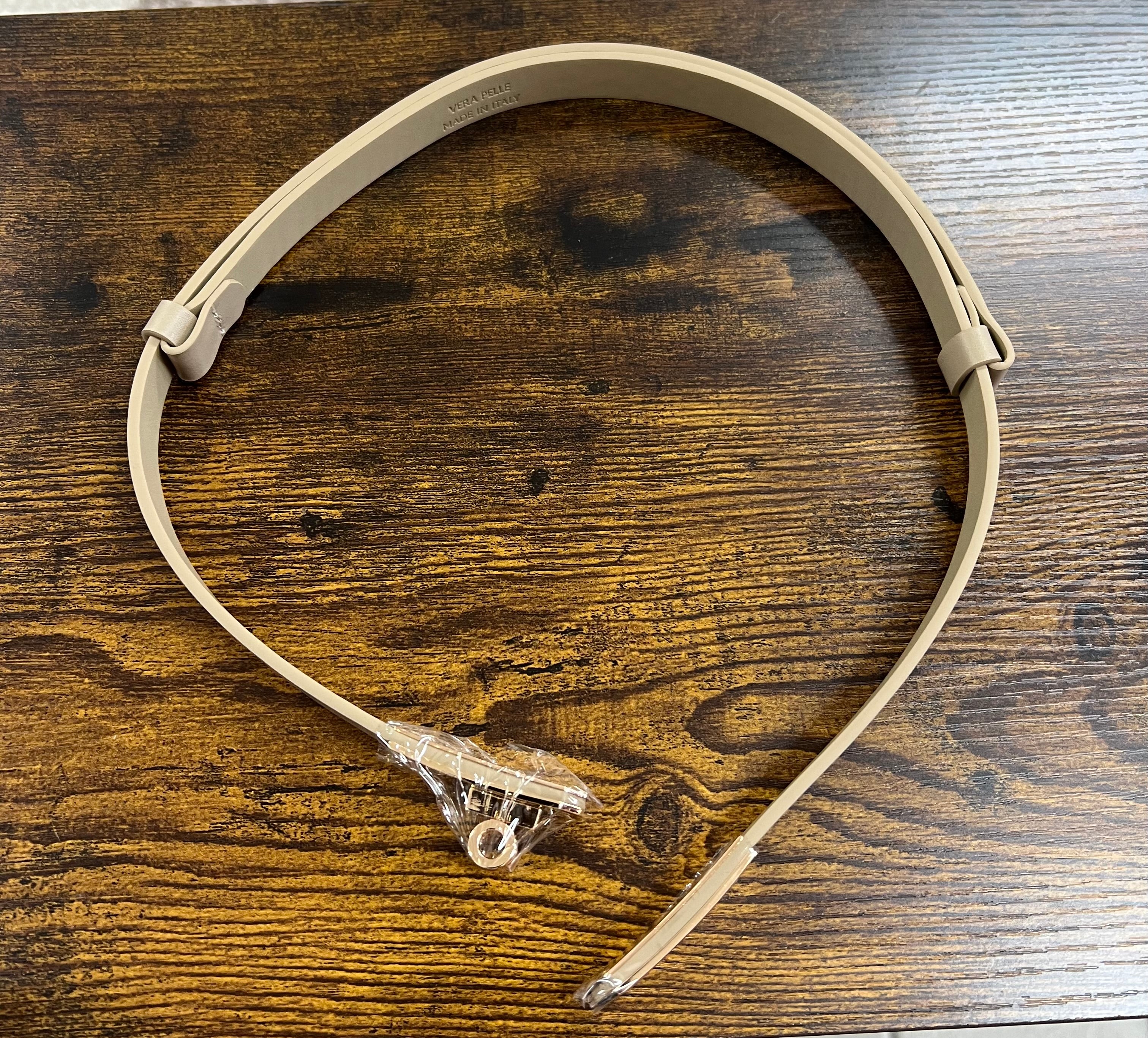 Cintura senza buchi tortora pelle liscia