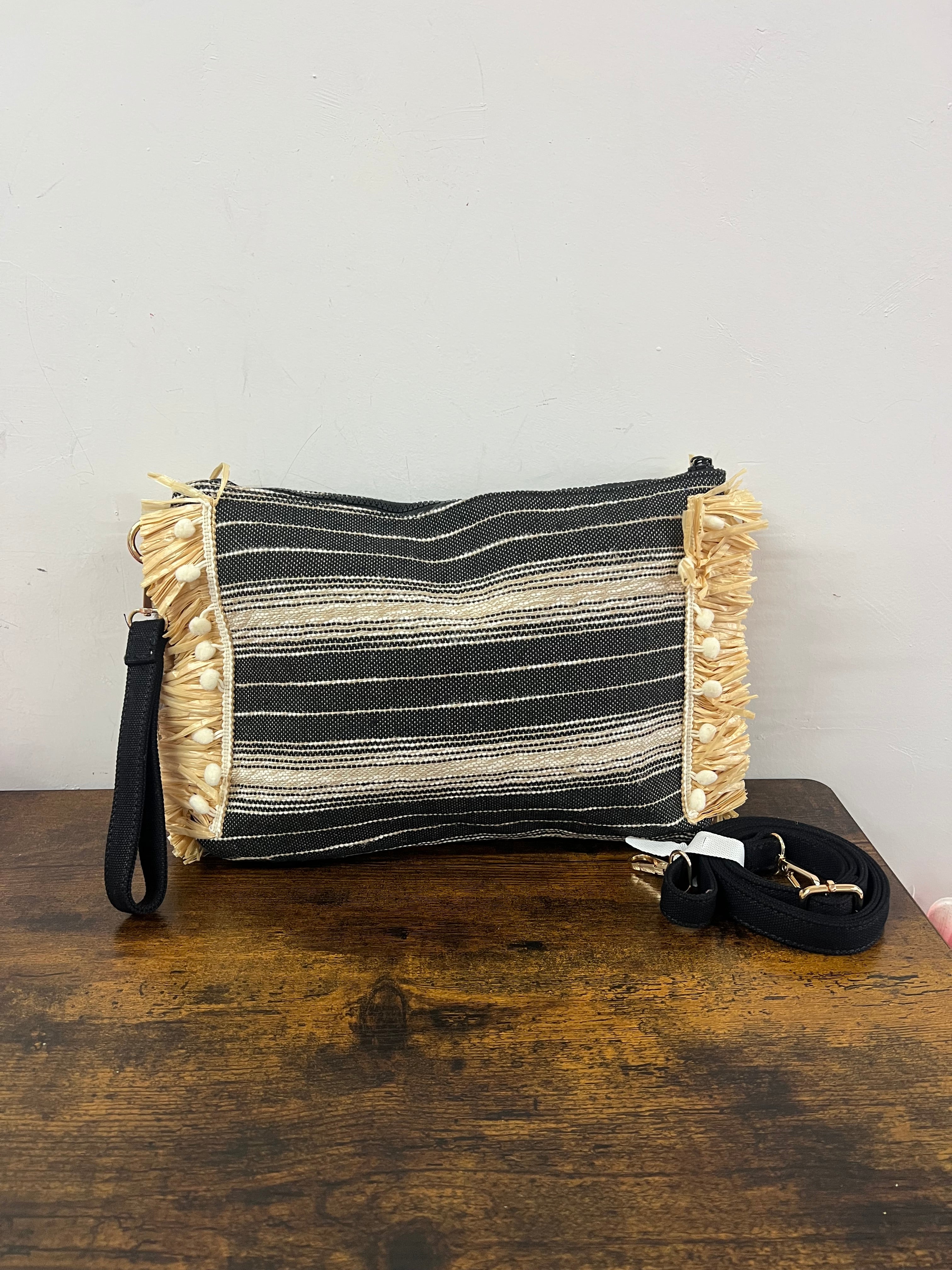 Pochette tessuto e rafia summer vibes nero