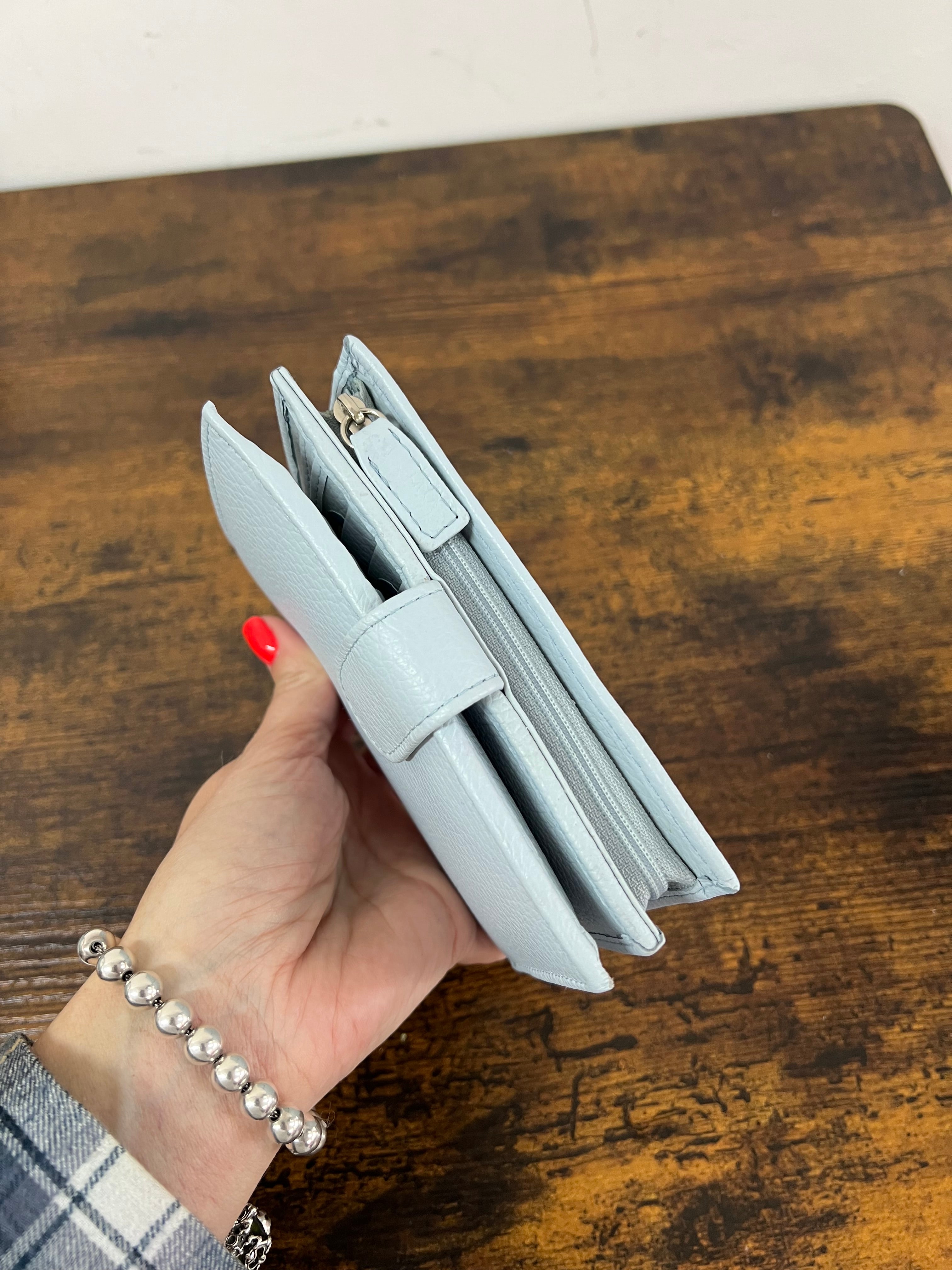 Kompatto z plus clip celeste