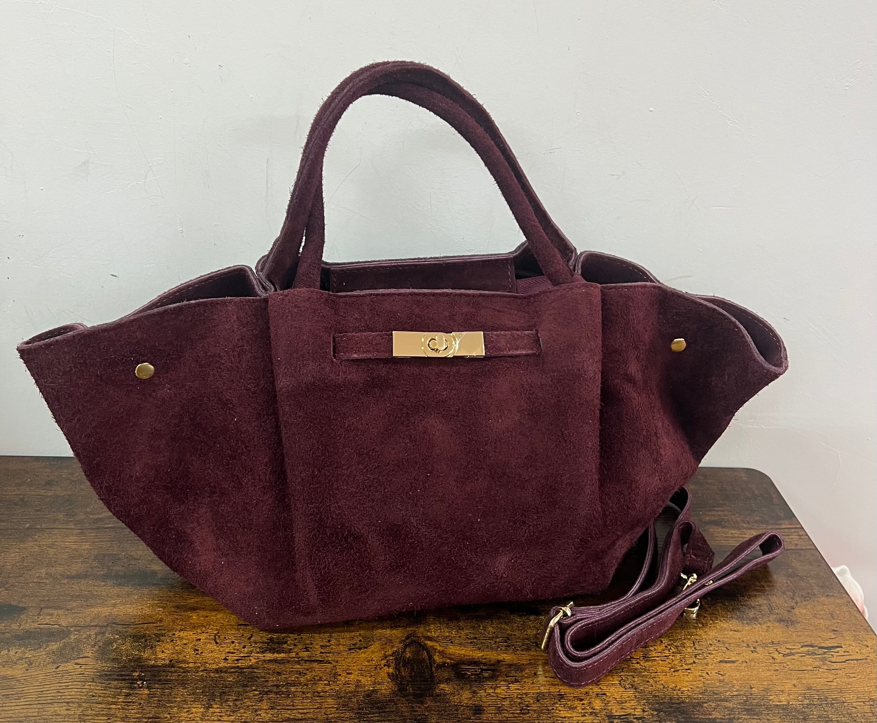 CAPRICE SUEDE