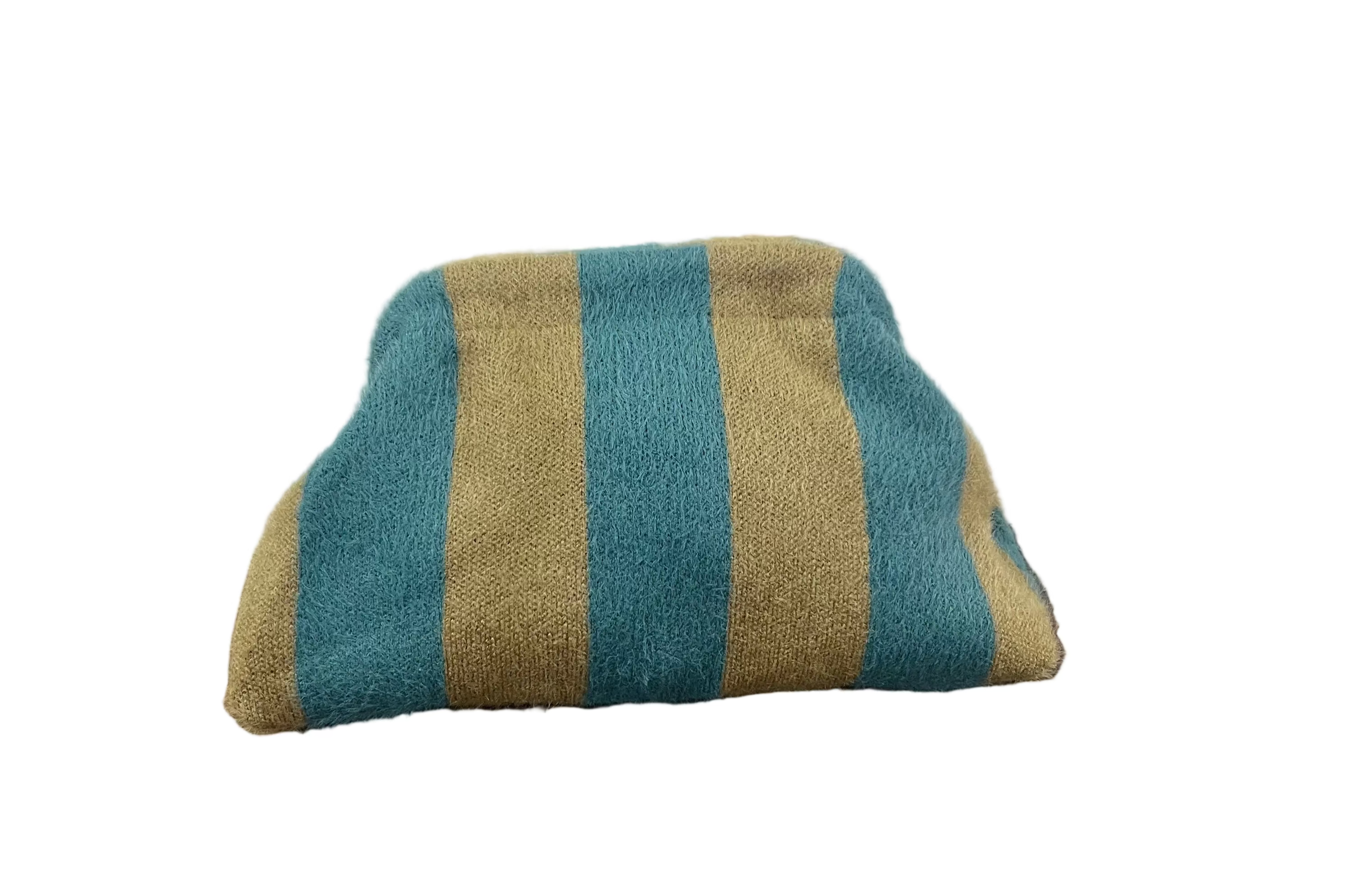 Clutch effetto mohair righe taupe turchese