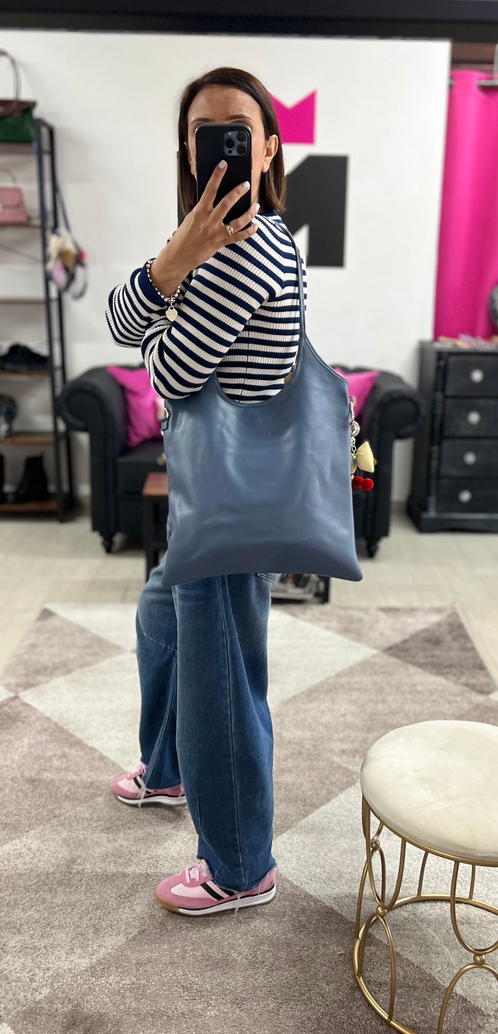 Shopper MIA avio