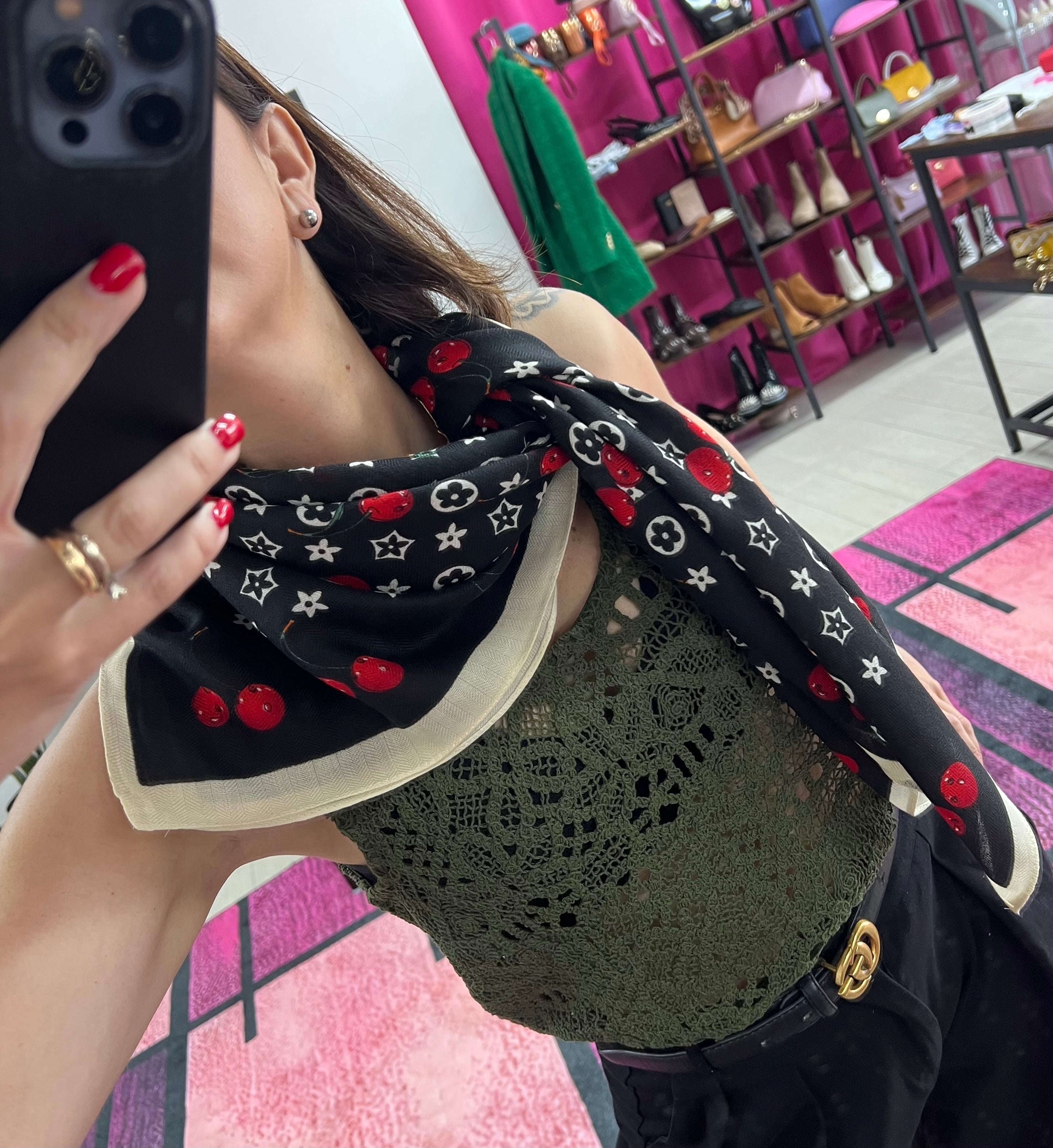 Foulard mega ciliegie nero