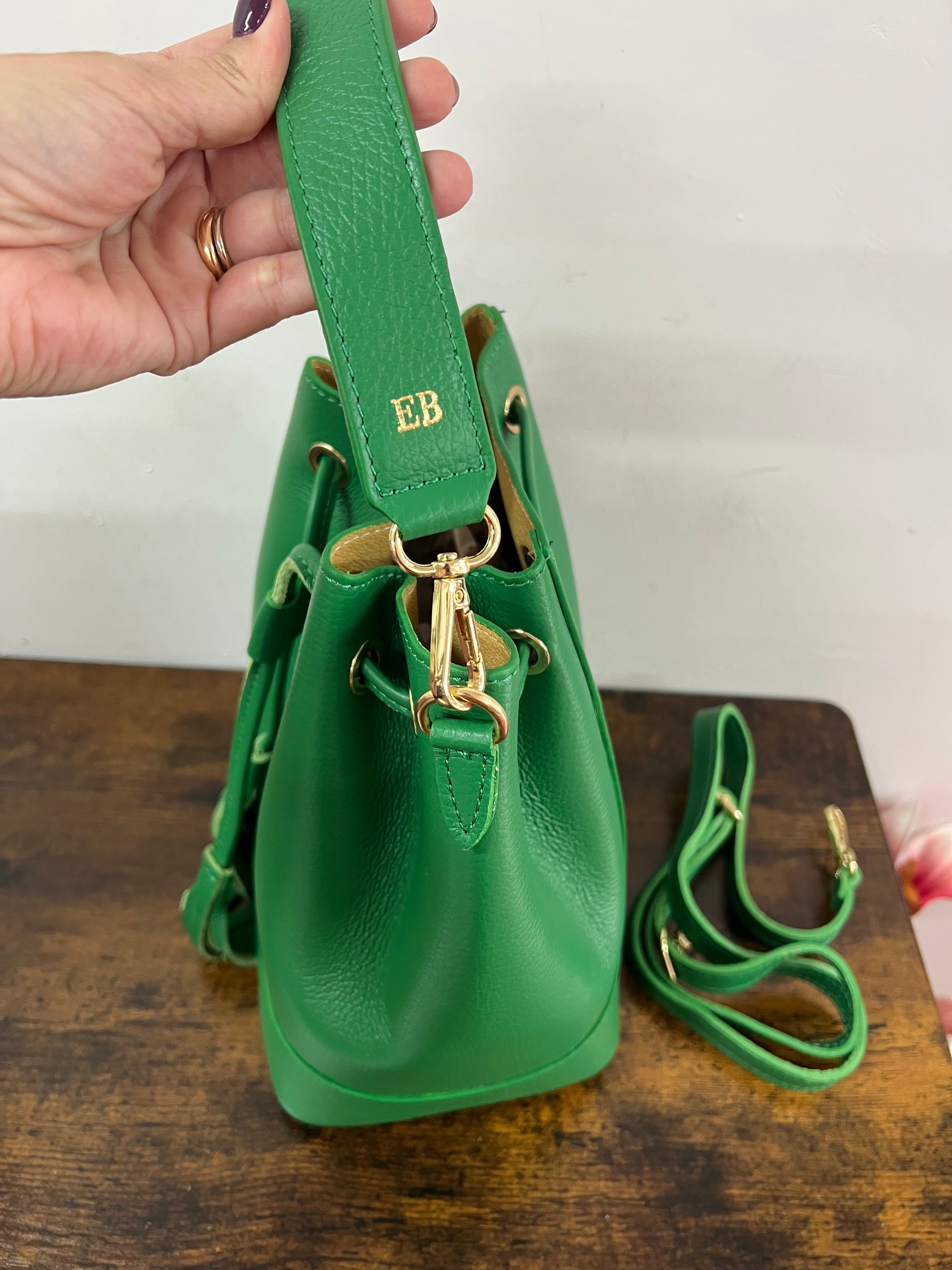 Sacchetto frange maxi verde smeraldo