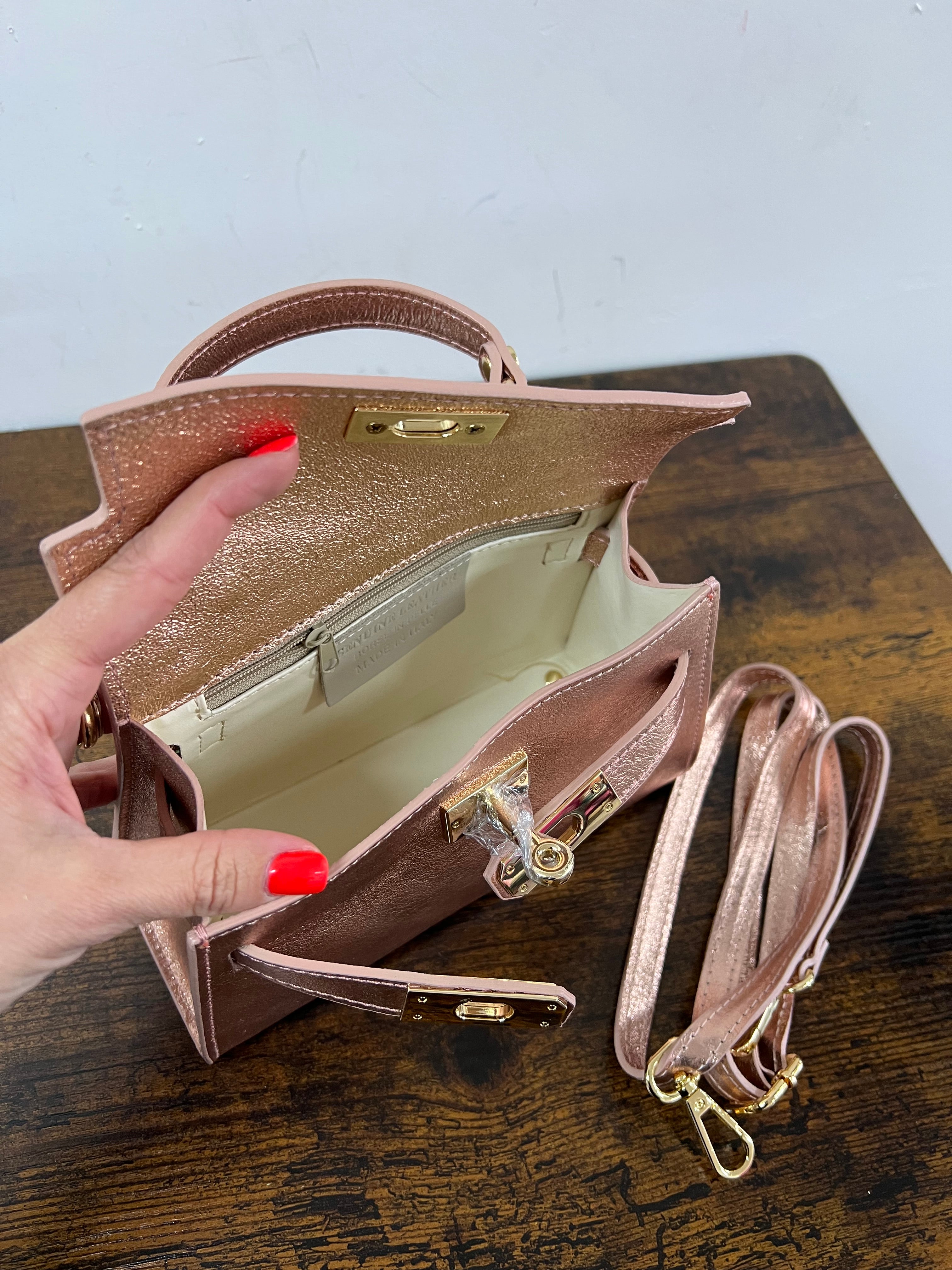 Kylie pocket oro rosa
