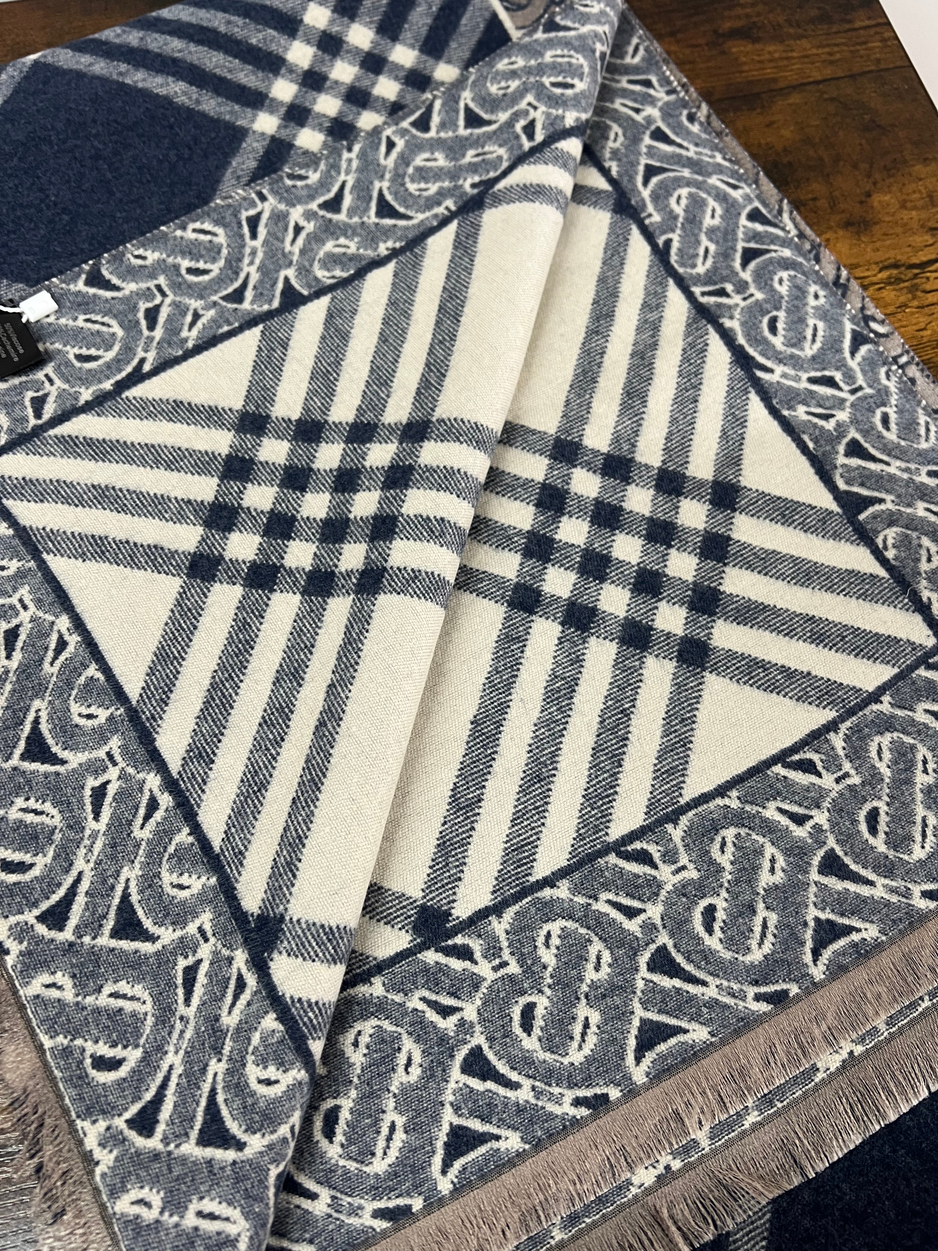 Sciarpona misto cachemire blu panna