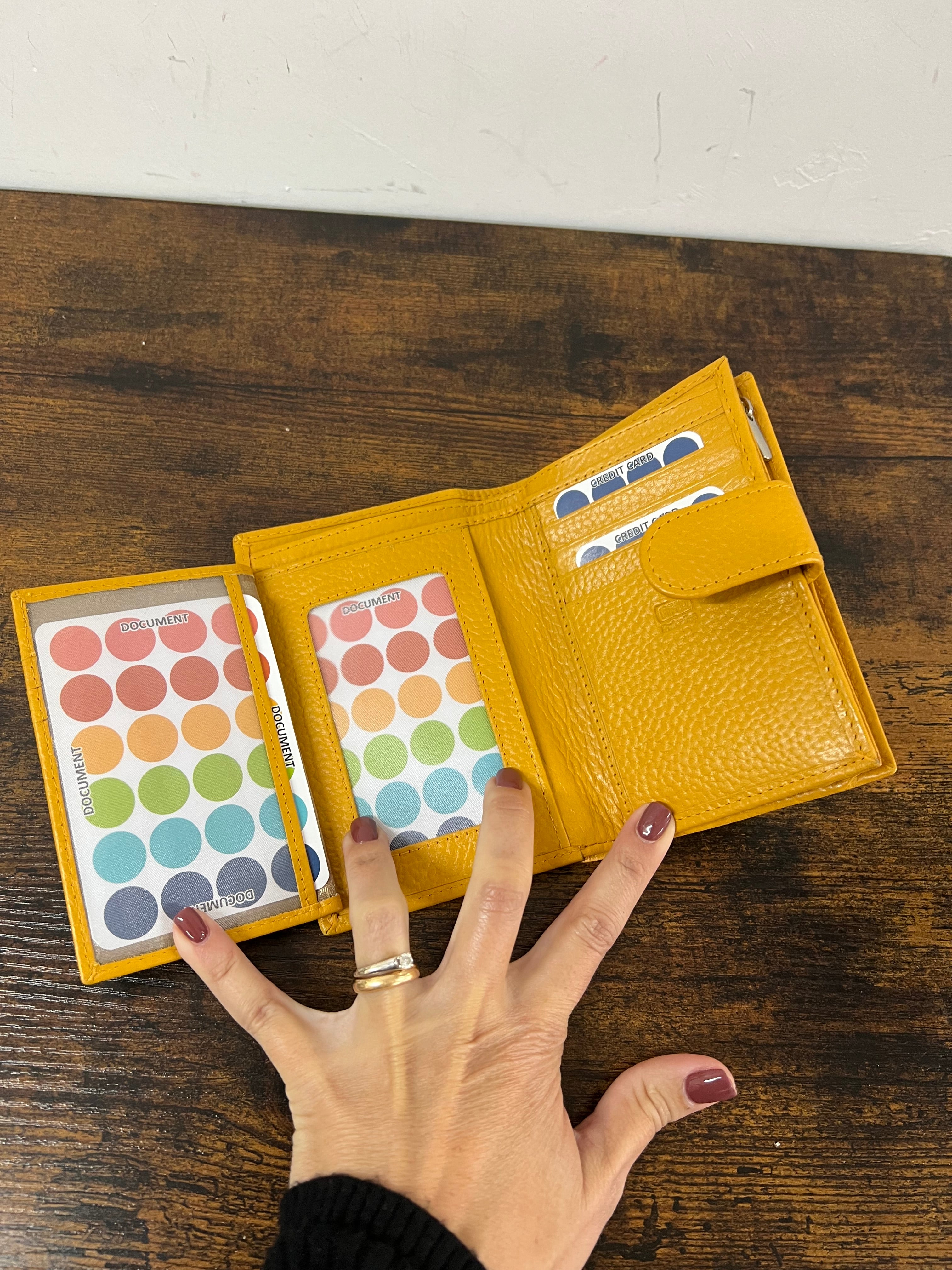 Kompatto z plus clip senape