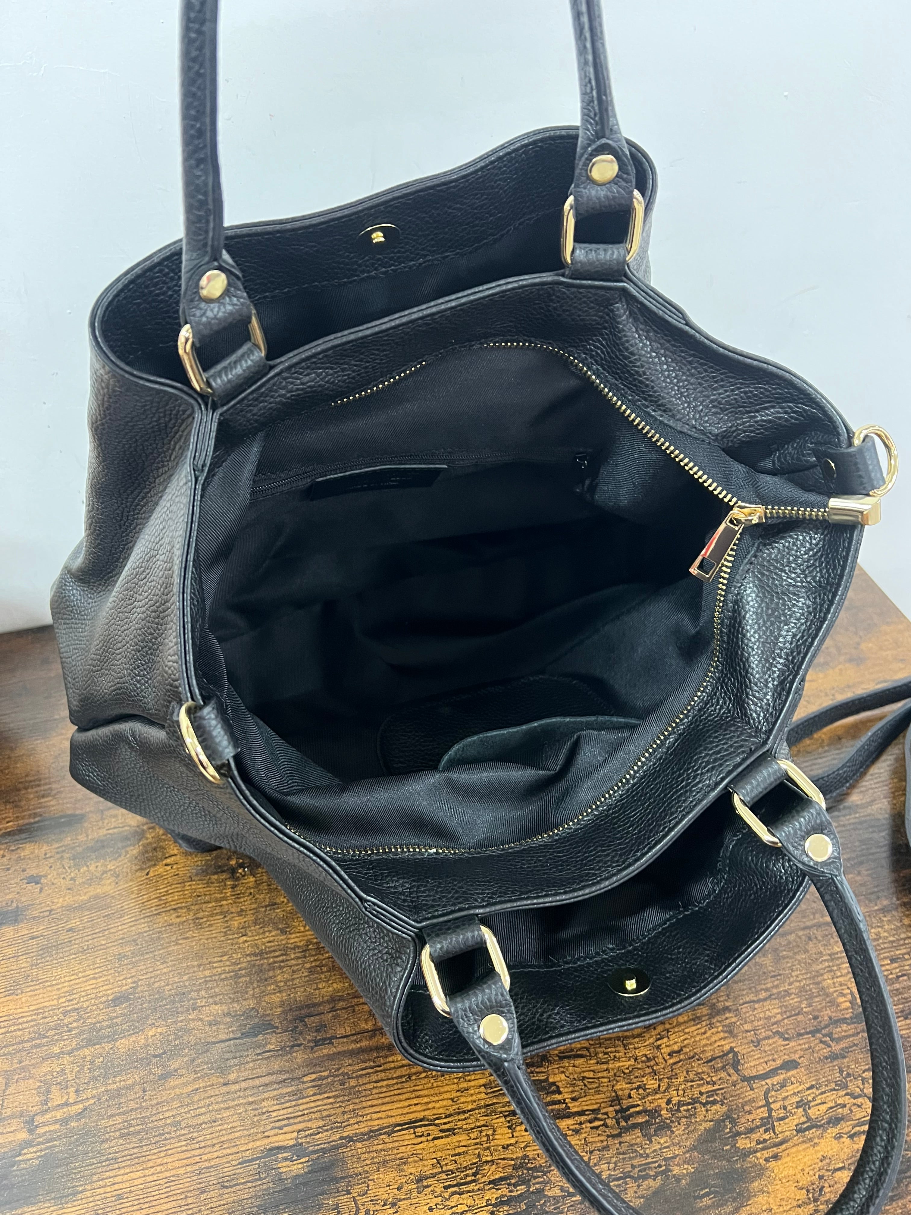 Melanie black tote