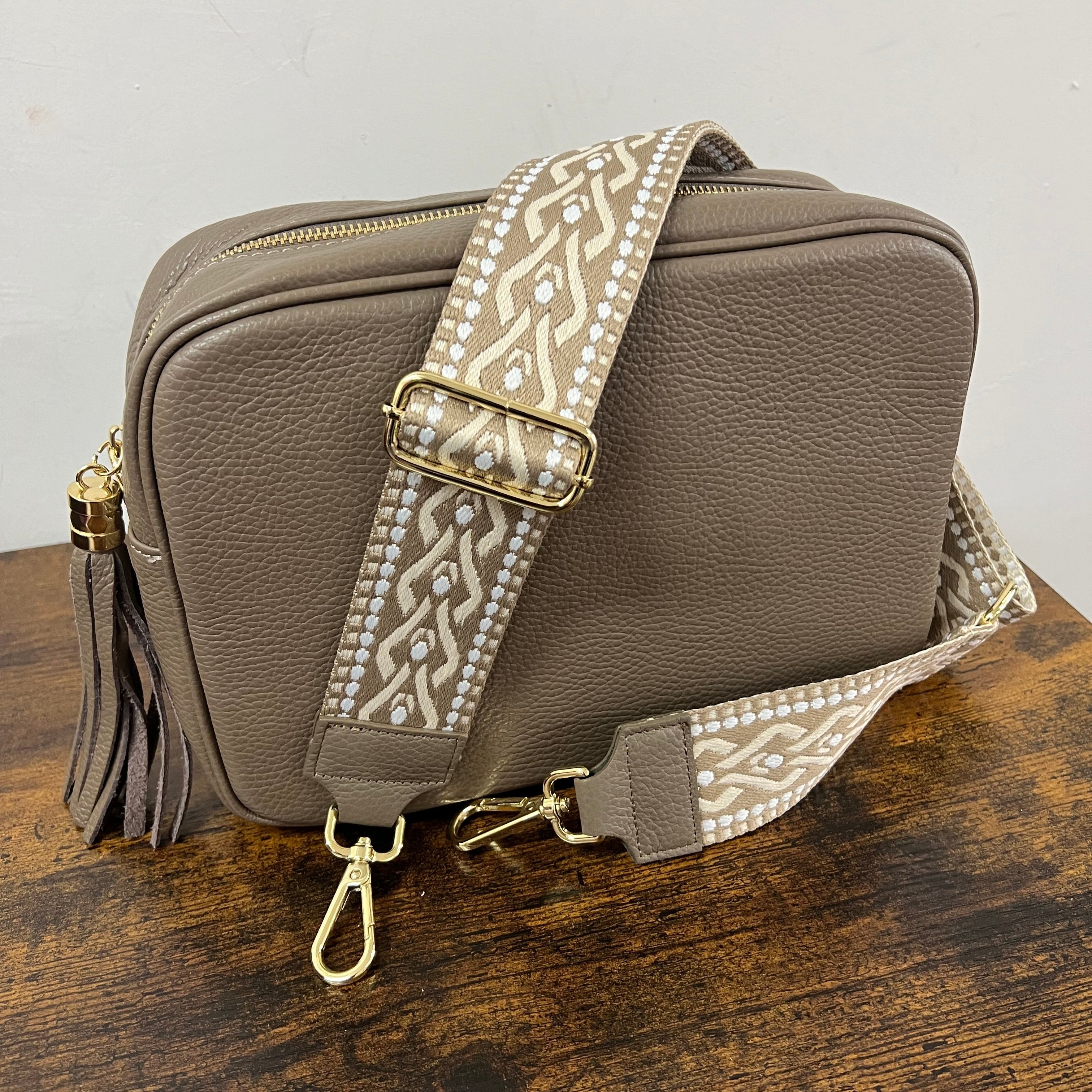 Mud foam shoulder strap