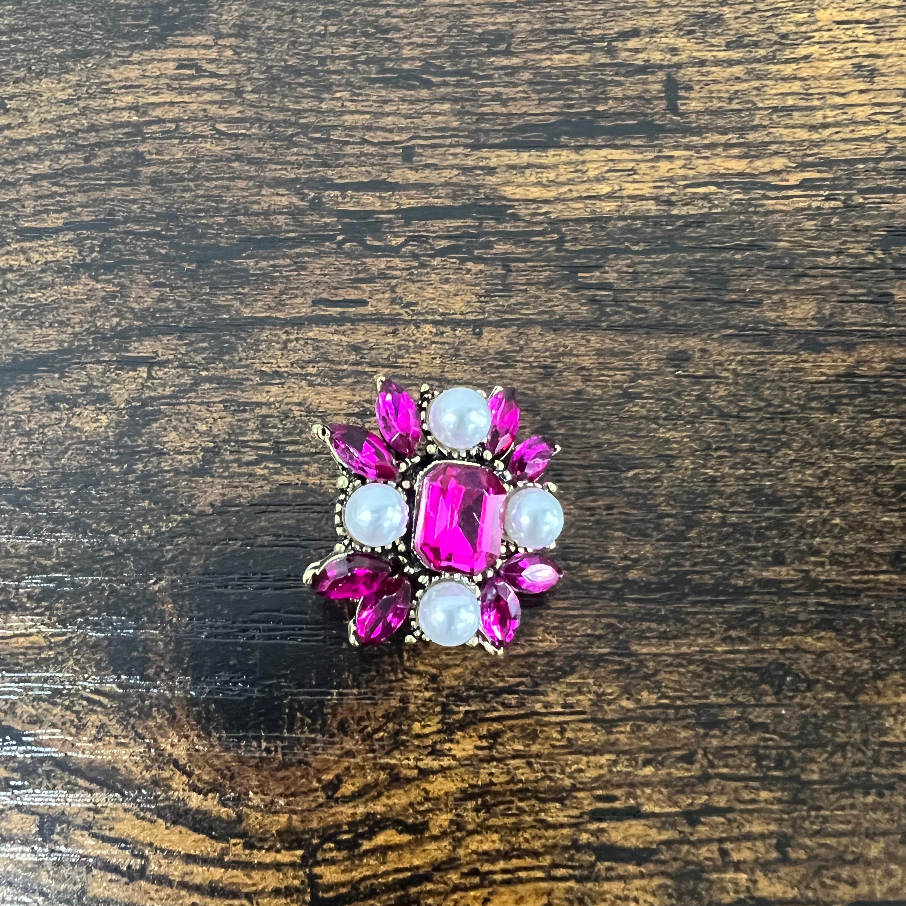 Spilla fiorellino fucsia