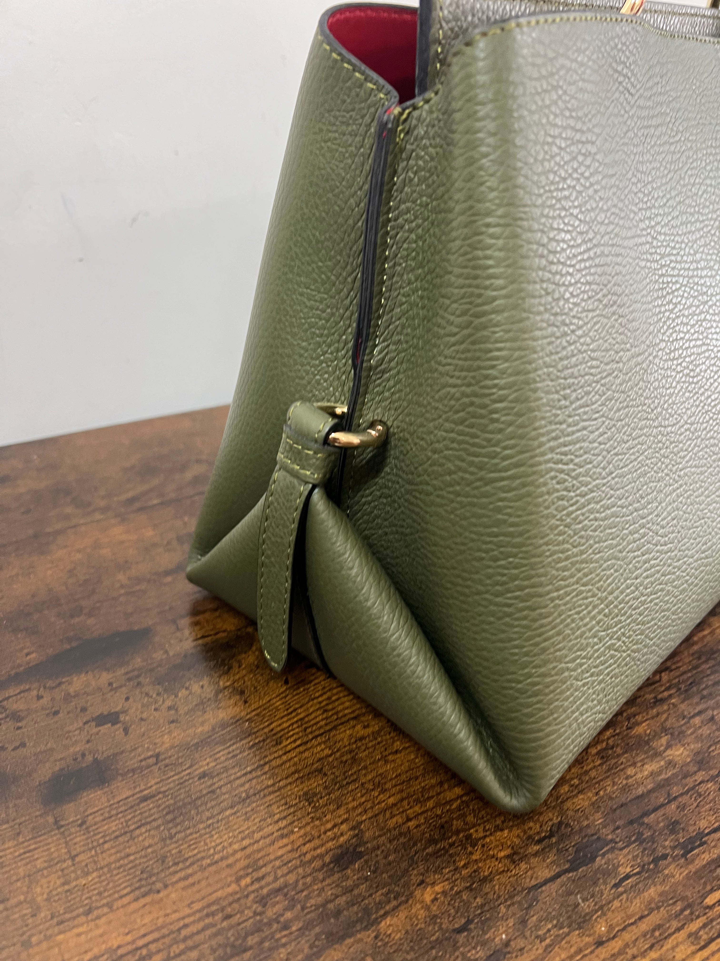 Arianna large military green