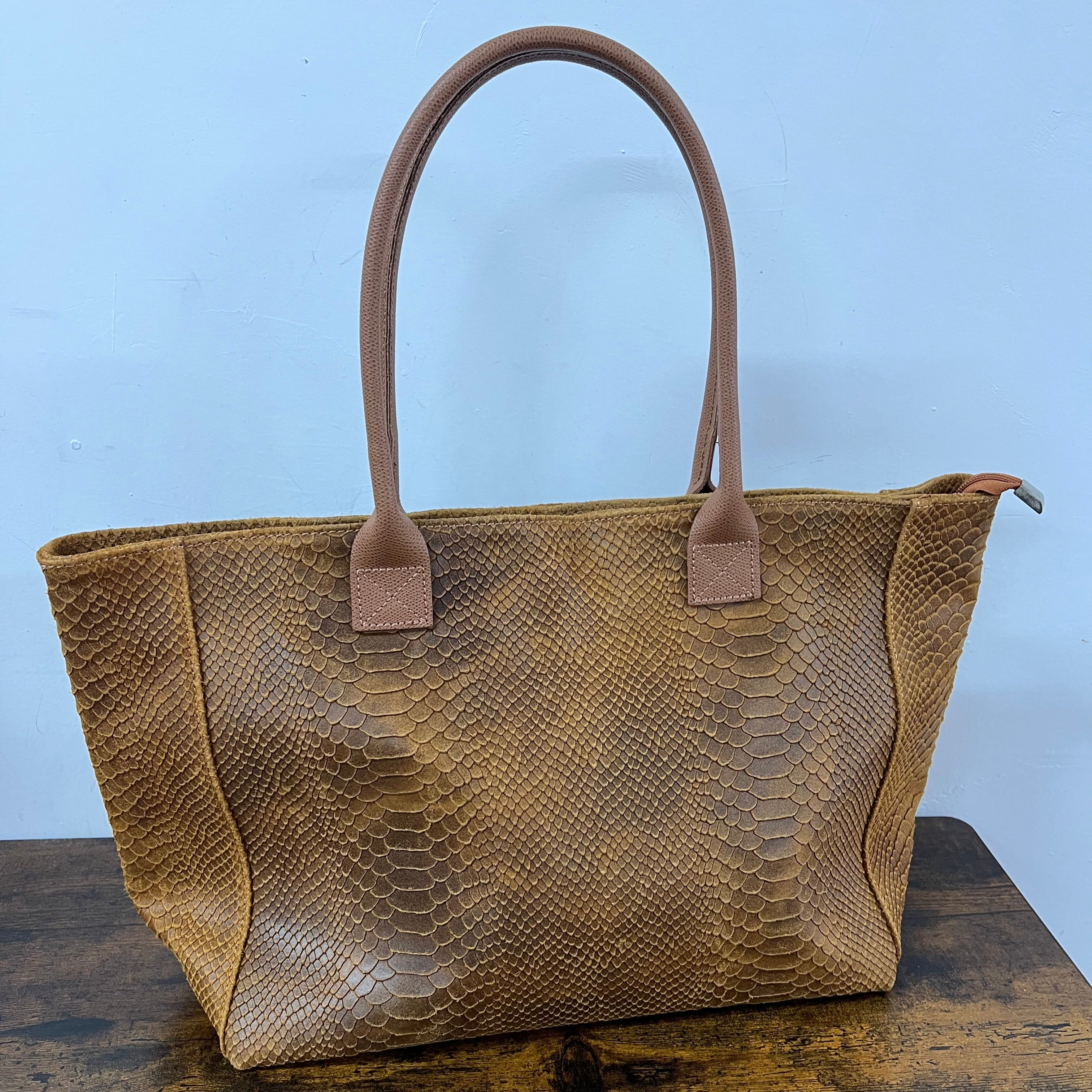 Light leather croc tote bag