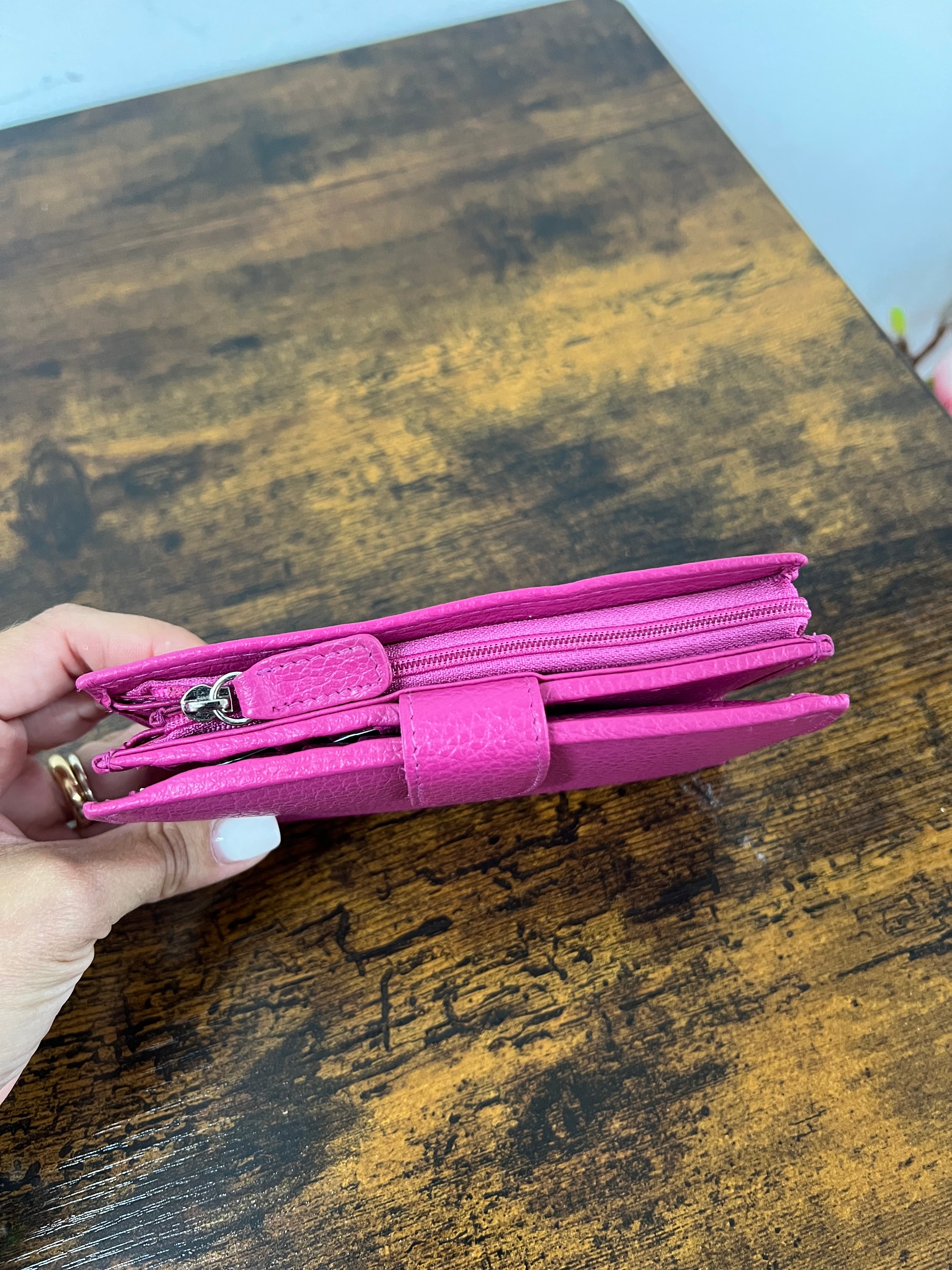 Kompatto z plus clip fucsia