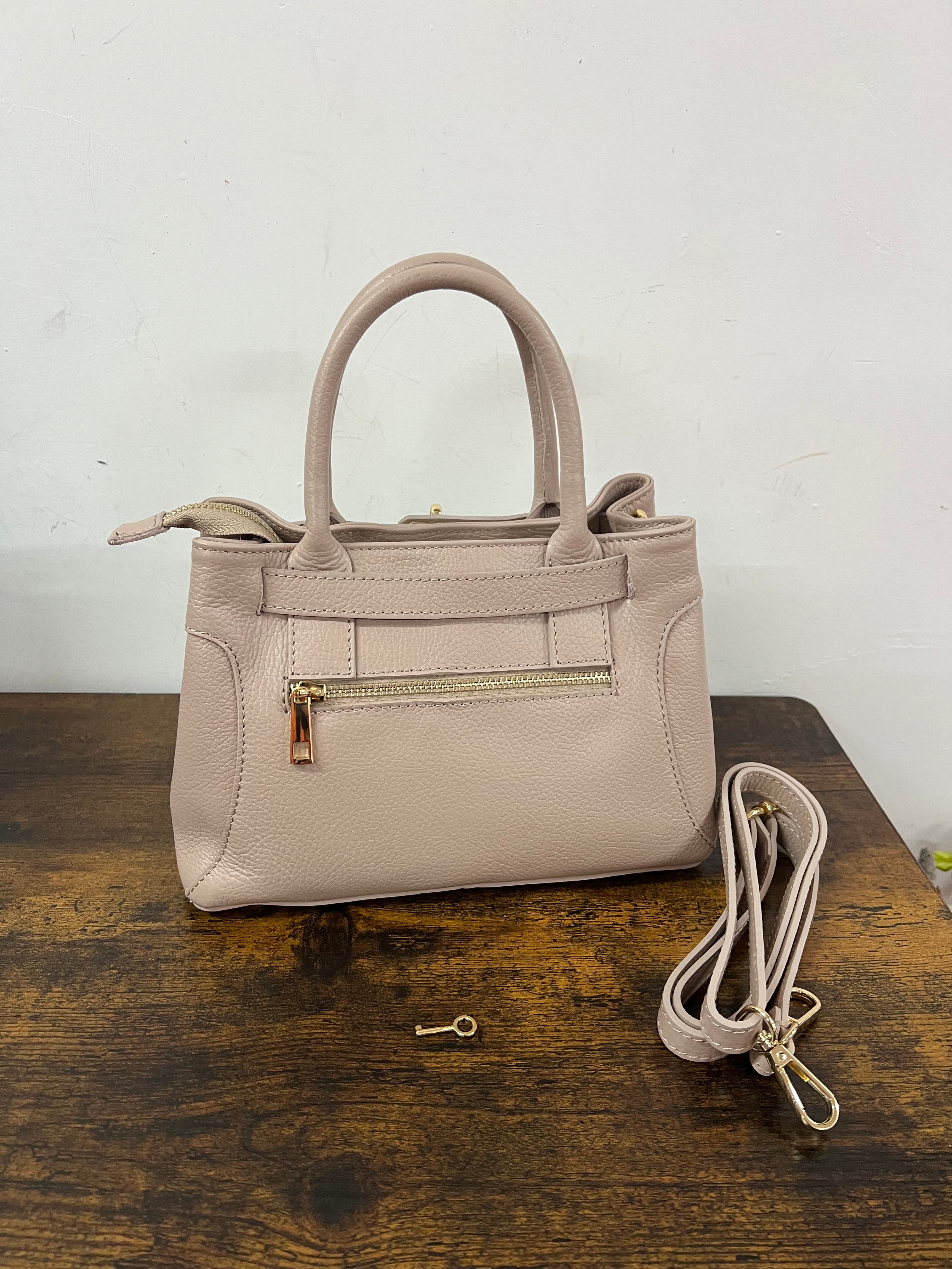 Shopper horse mini secret nude