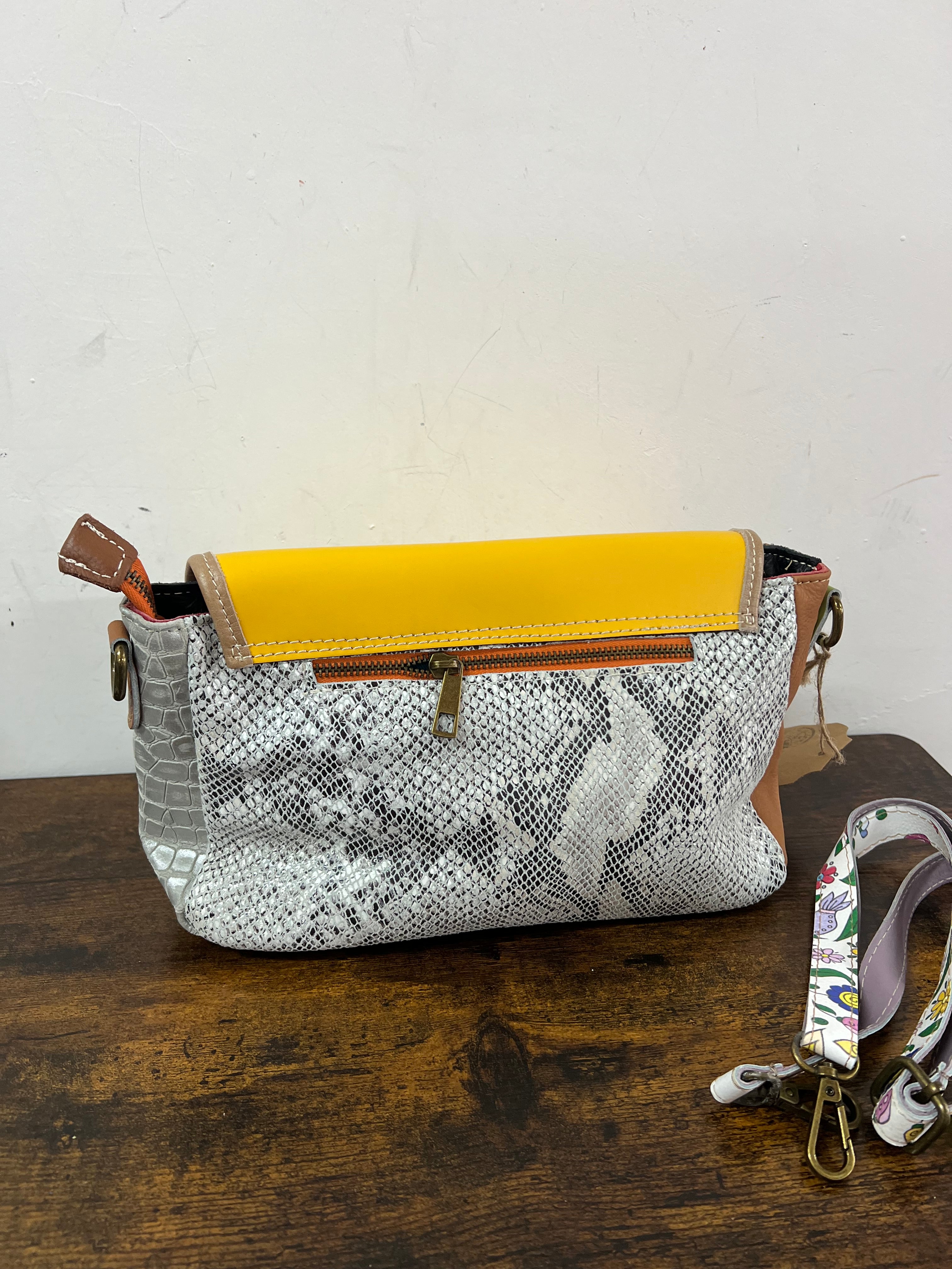 Country cartella patchwork yellow