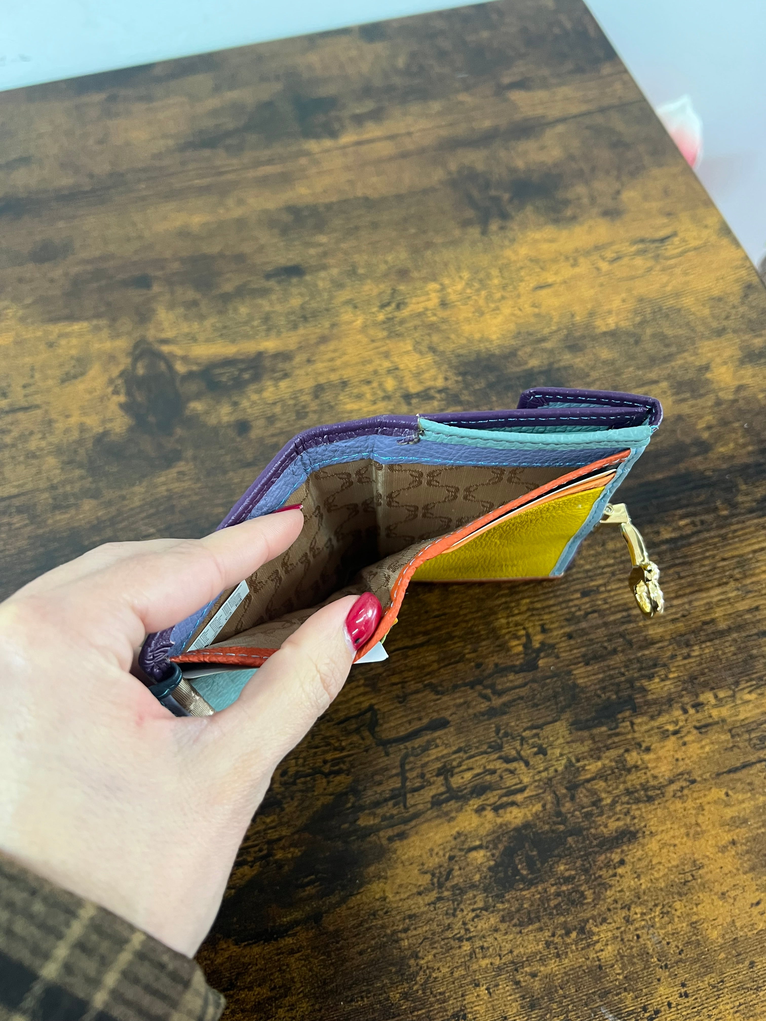 Feel pocket viola