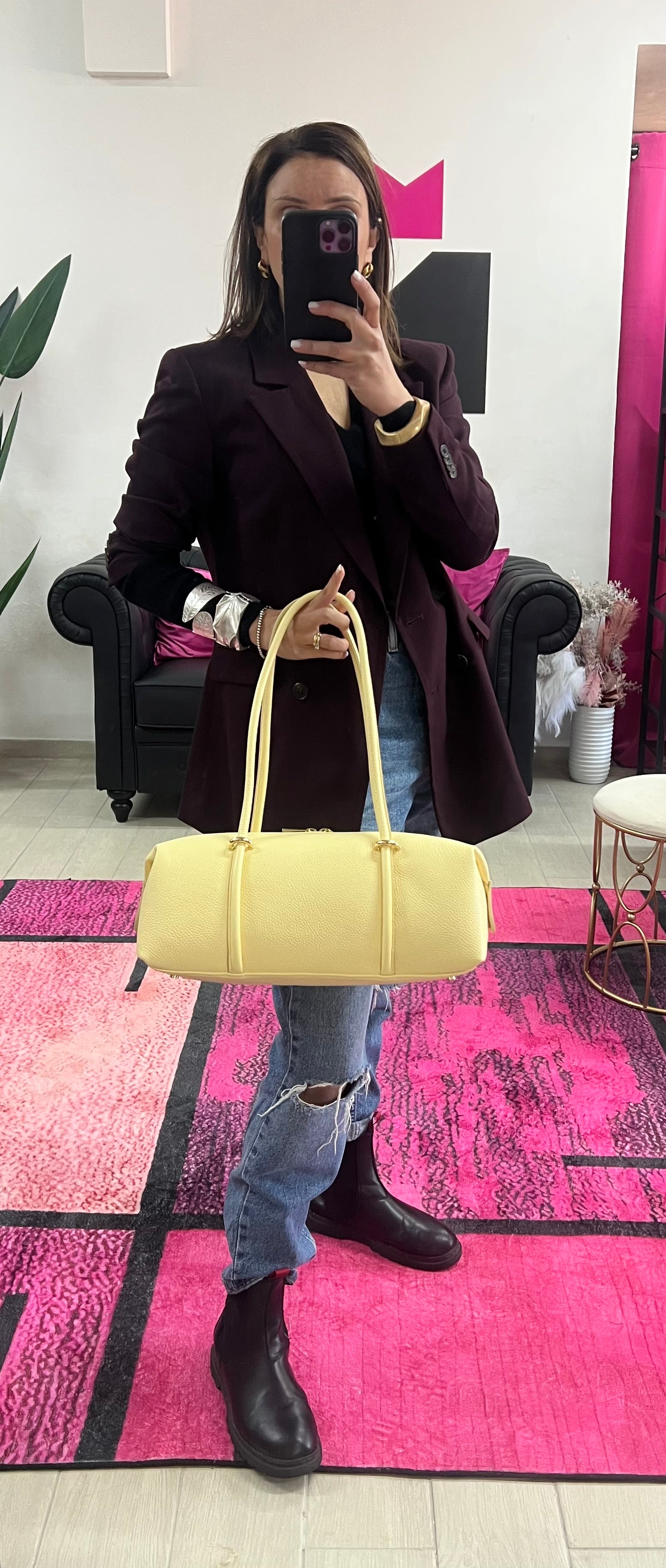 Myriam yellow