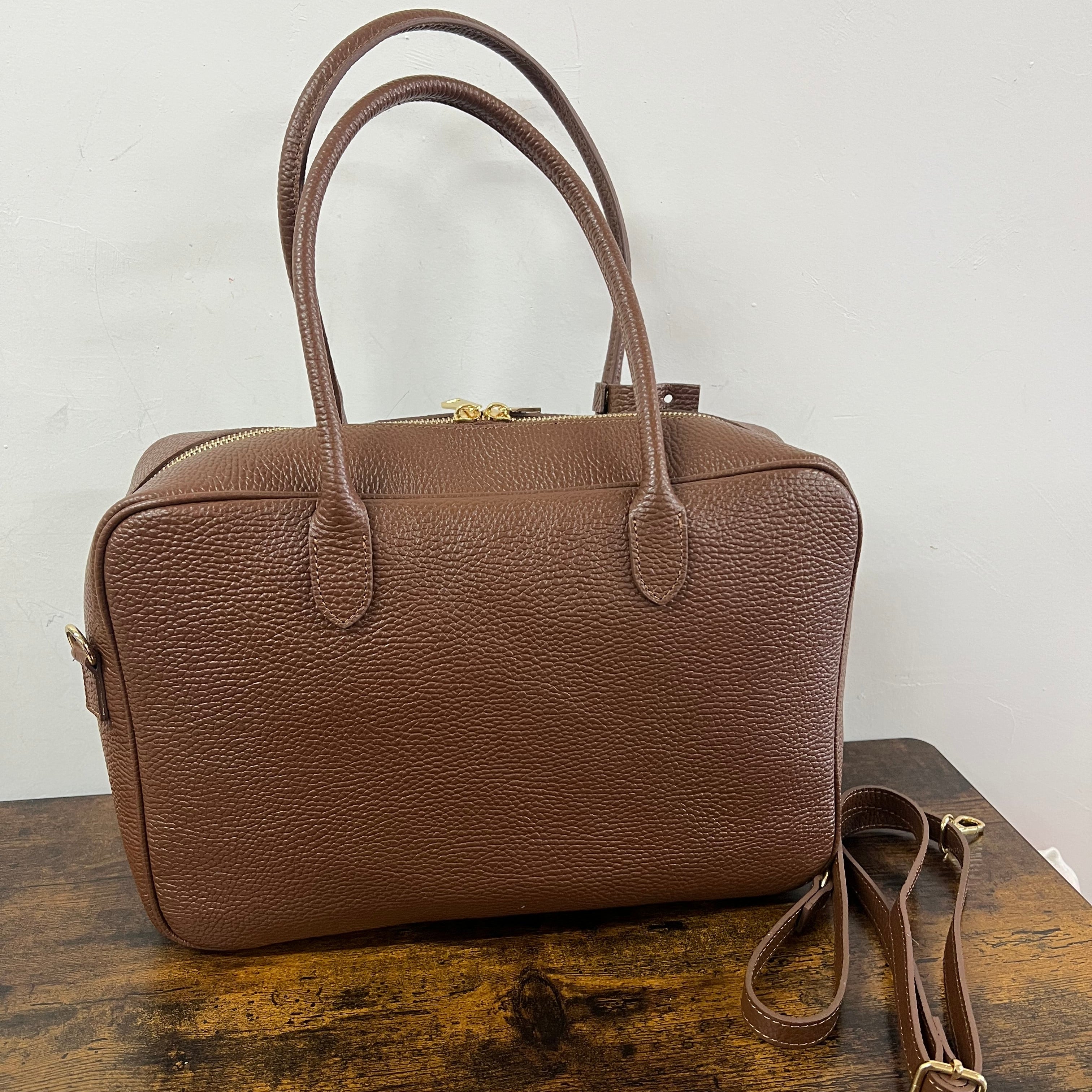 Star chocolate briefcase