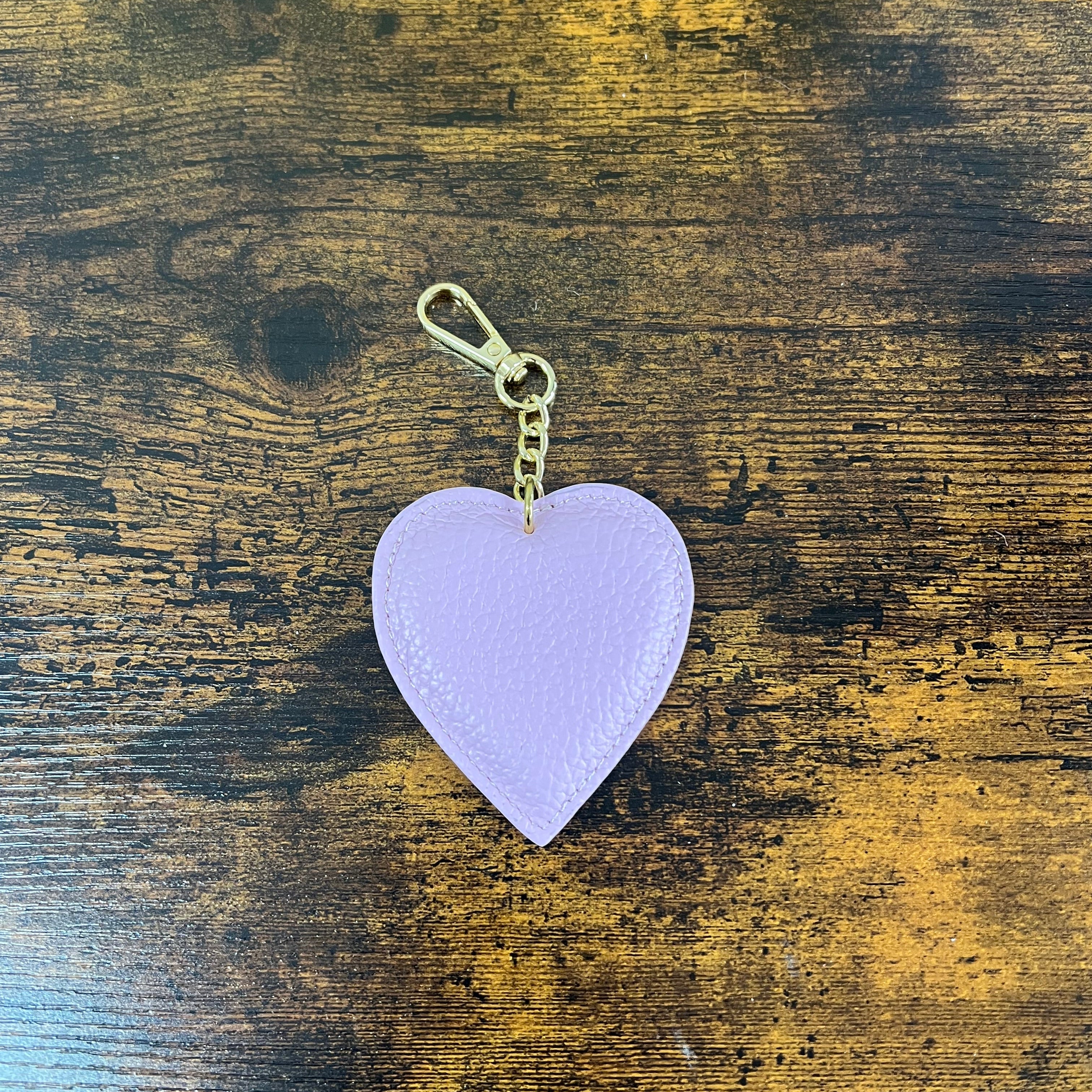 Cuore in vera pelle rosa tenue