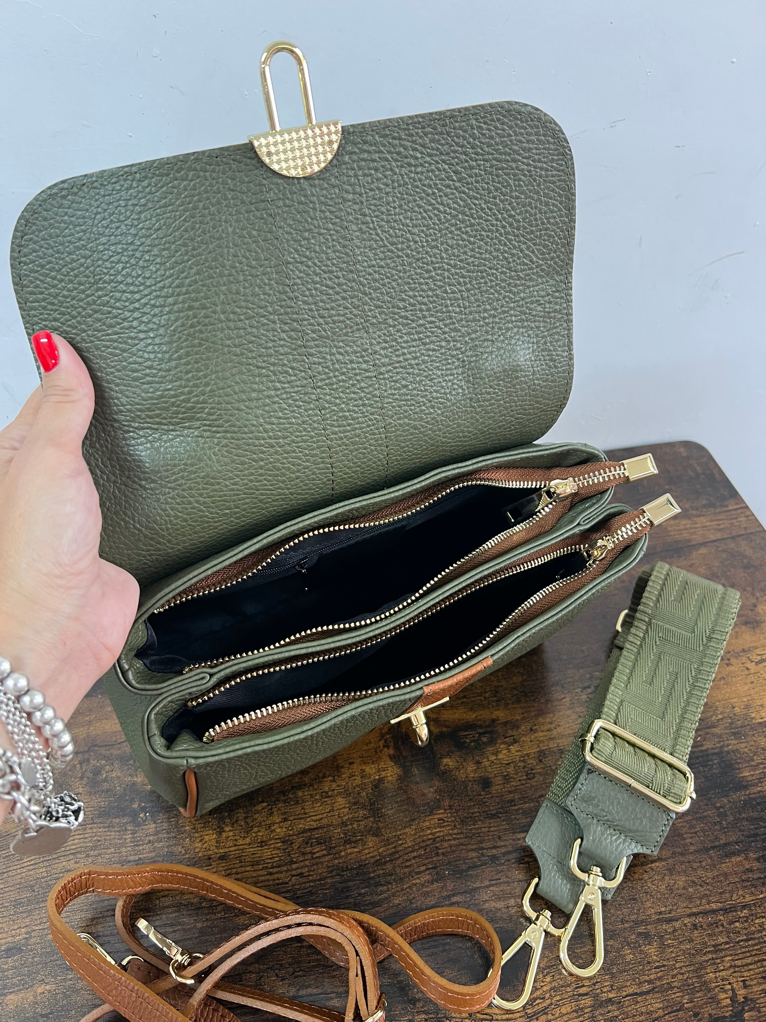 Trilly verde militare e cuoio e trac greek total